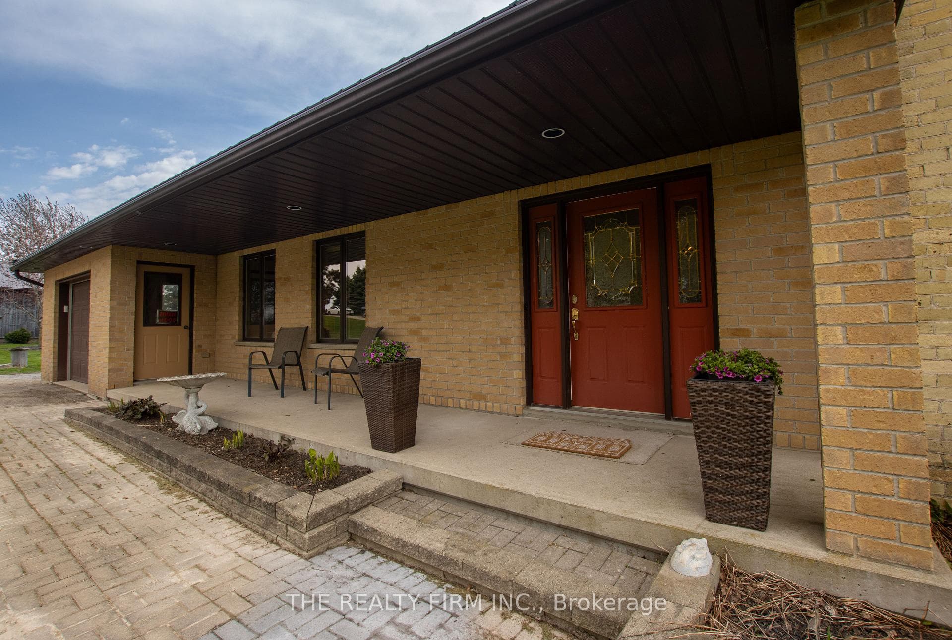 38904 Londesboro Road photo 5