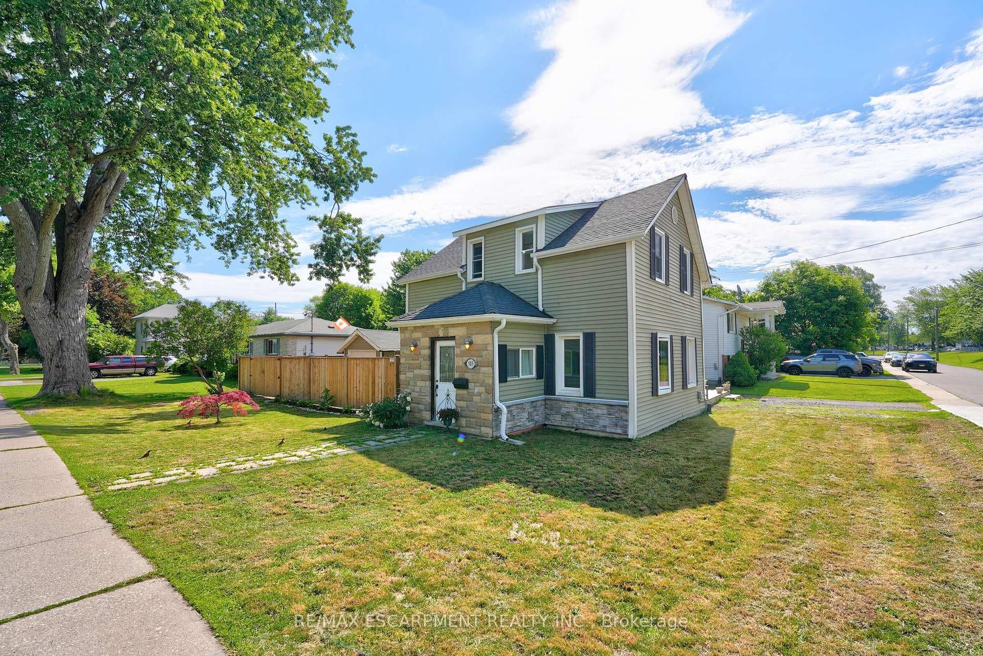 503 John Street photo 5