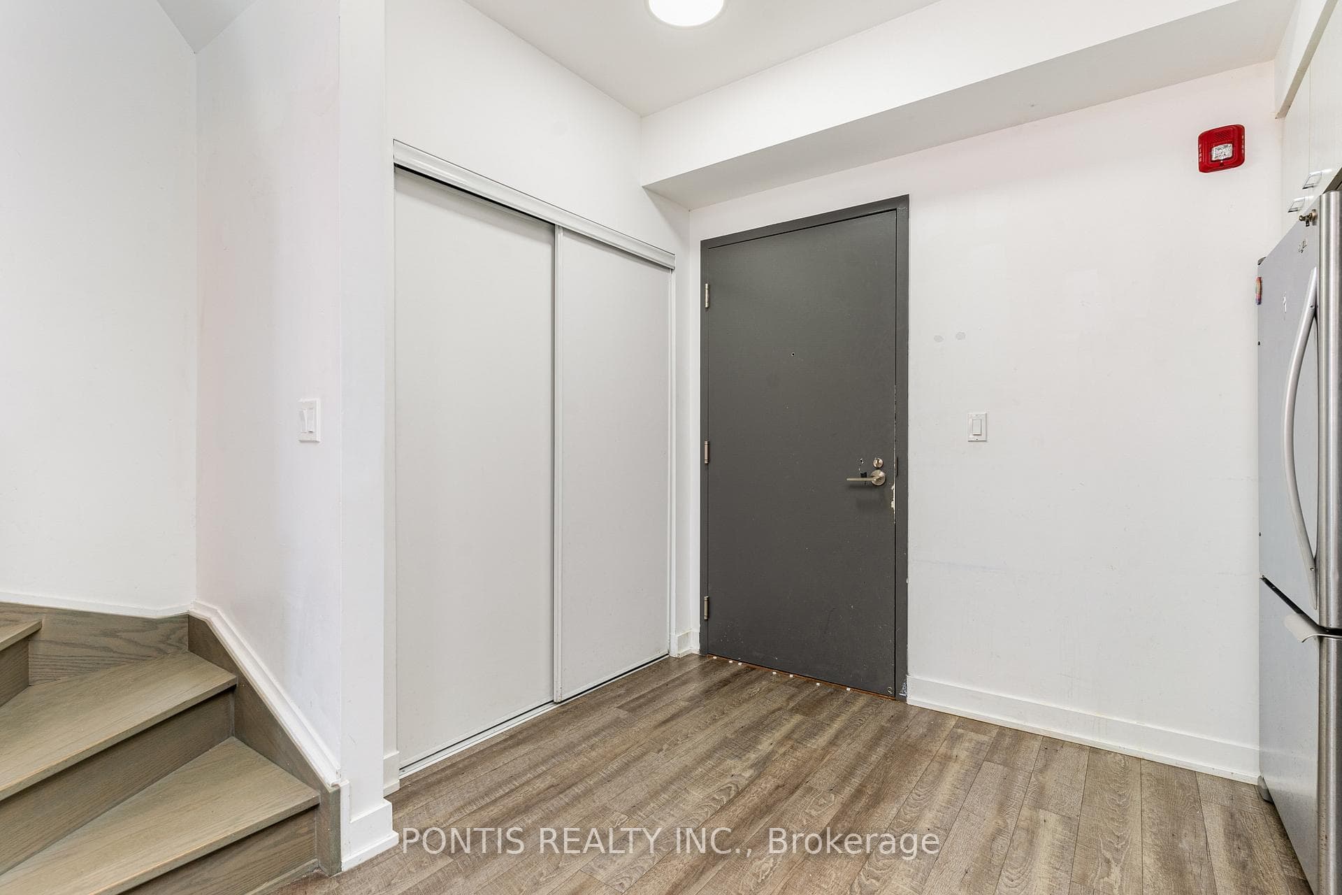 2100 Bridletowne Circle Unit 330 photo 9