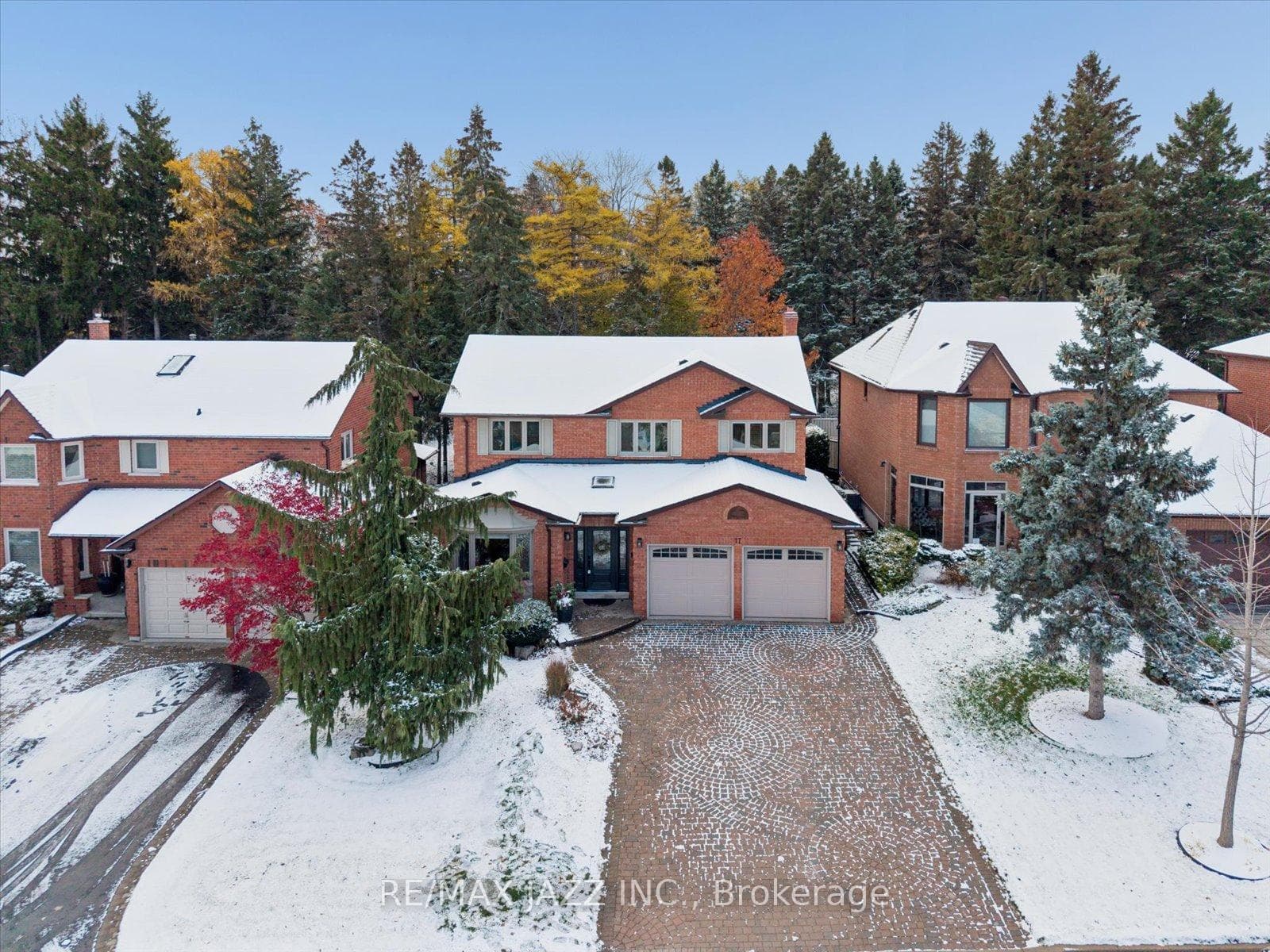 17 Kingswood Drive photo 2