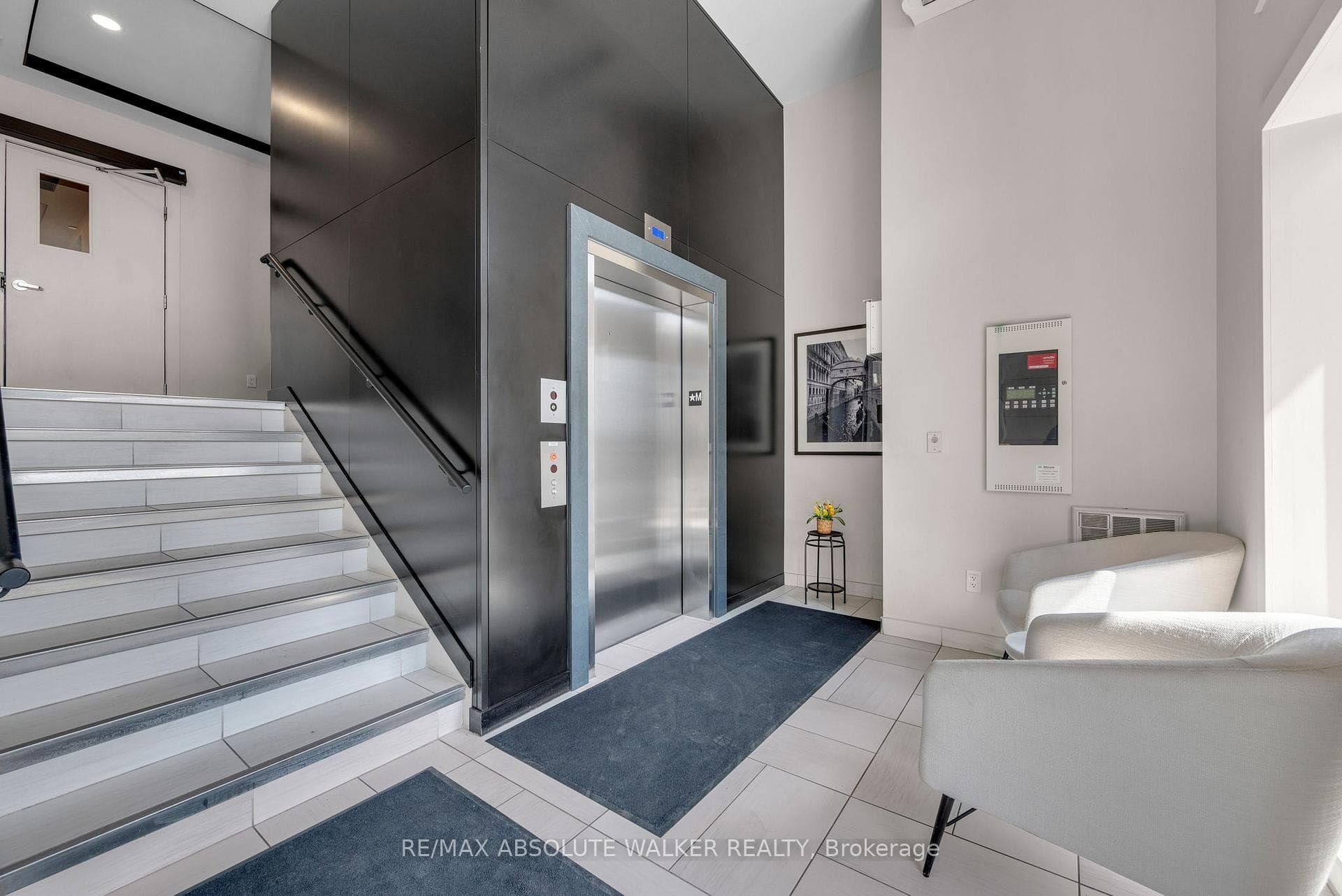 110 Cortile Private Unit 104 photo 4