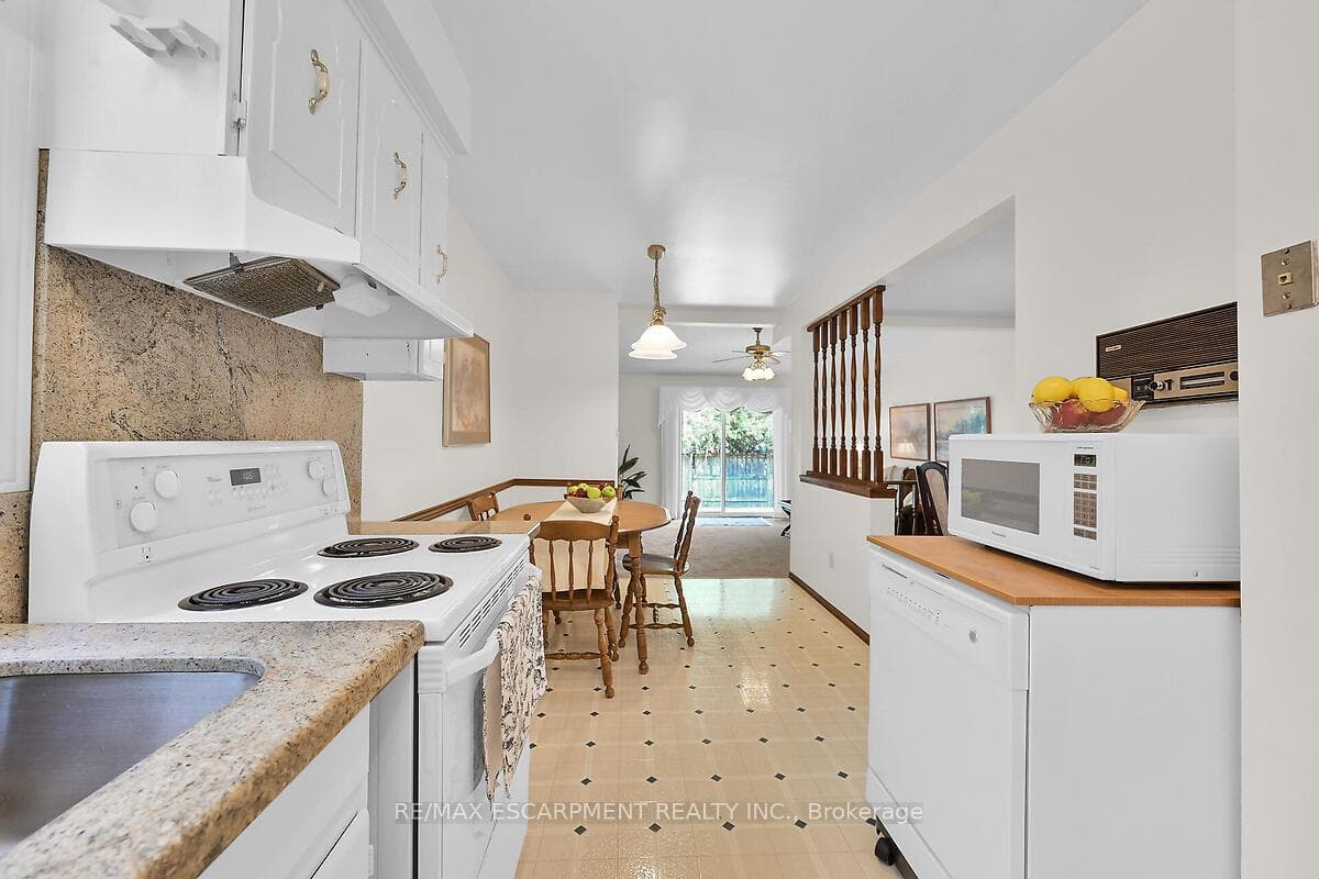 50 Athenia Drive photo 15