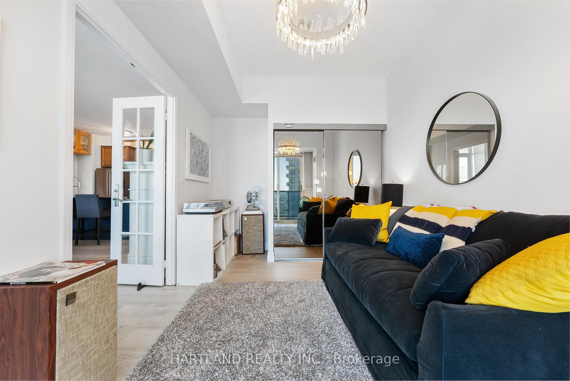 70 absolute Avenue Unit 2601 photo 13