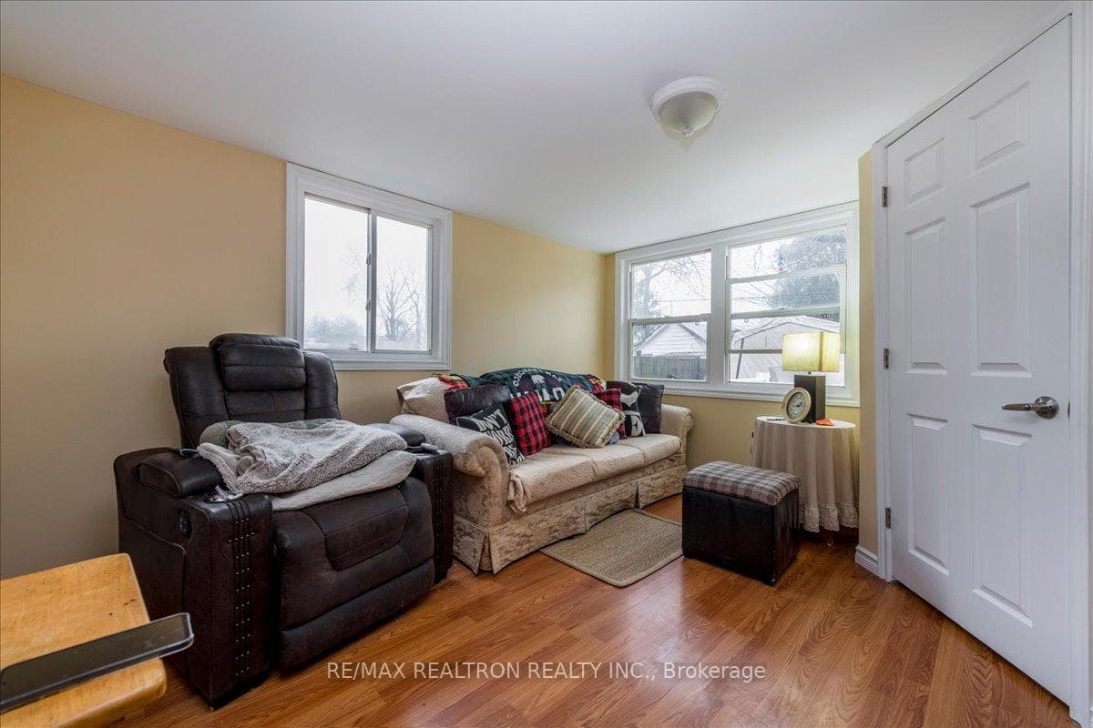 86 John Street photo 12