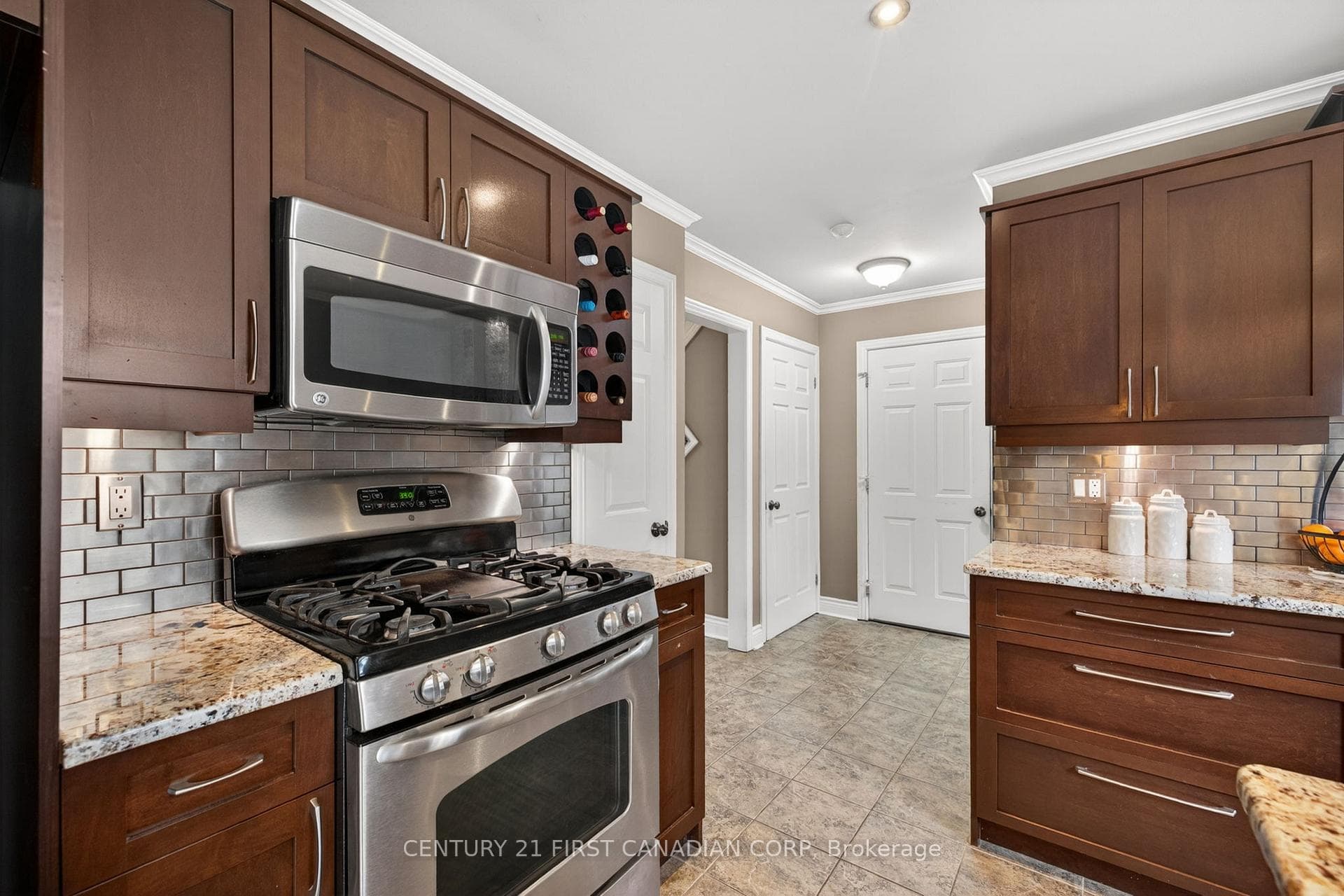 1093 Viscount Road photo 18