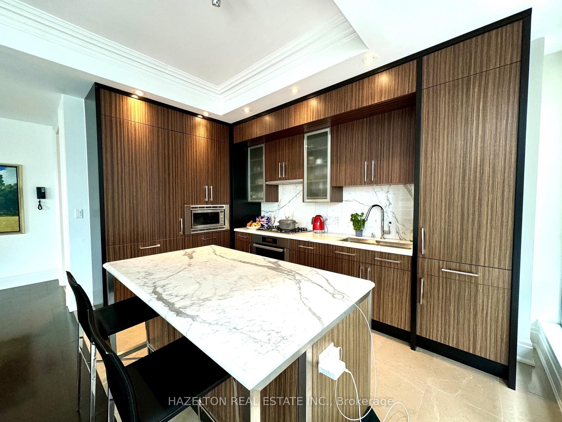 55 Scollard Street Unit 801 photo 8