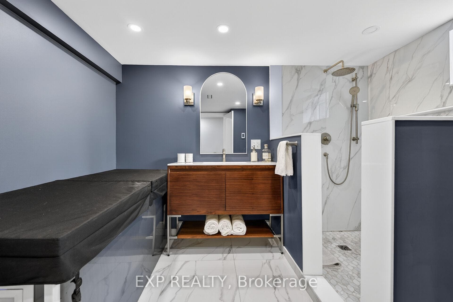 5418 ANTHONY Place photo 43