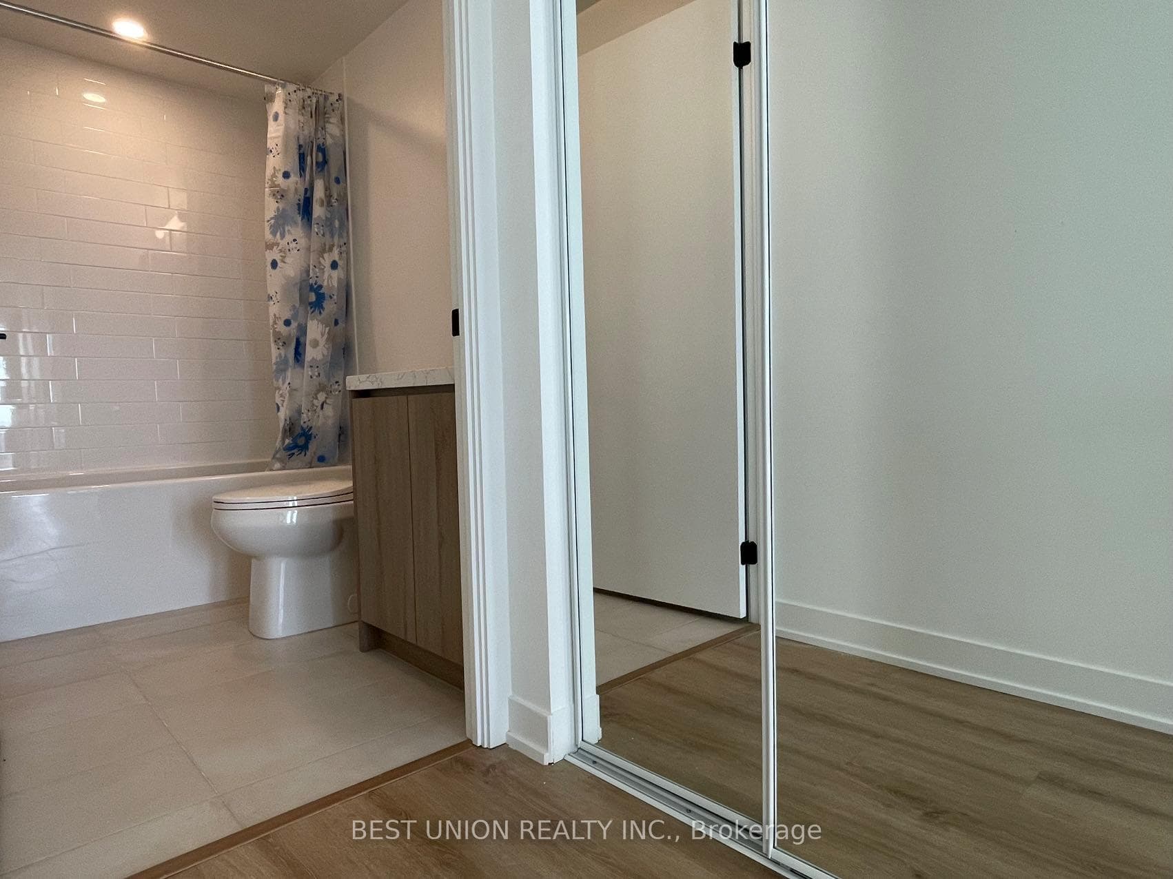 319 Jarvis Street Unit 4705 photo 15