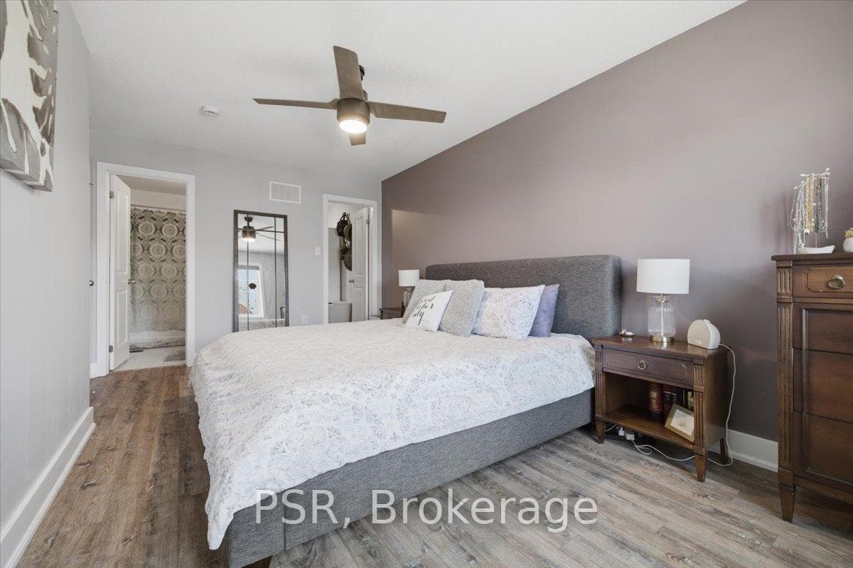 12 Hiscott Drive photo 31