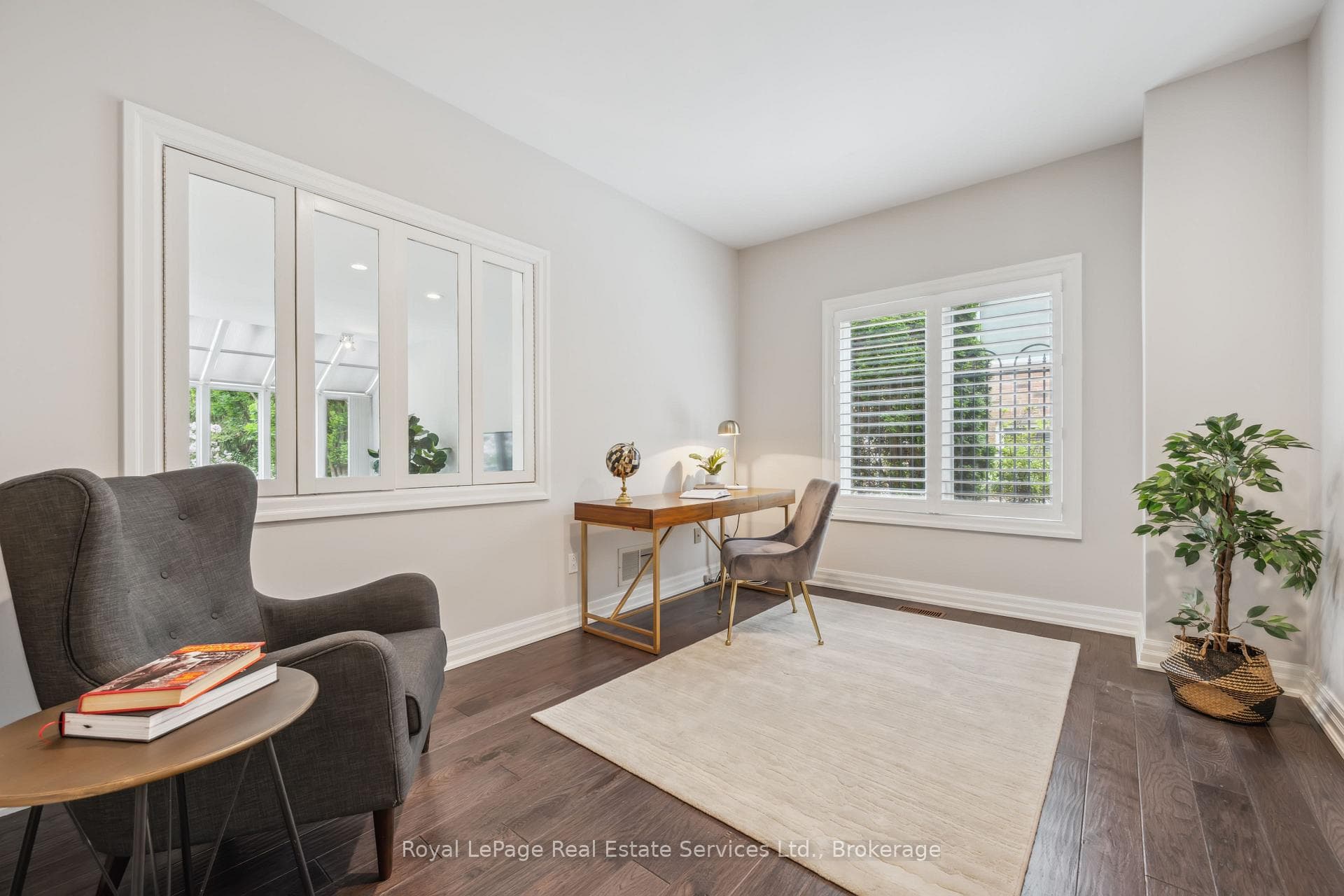 480 CHARTWELL Road photo 18