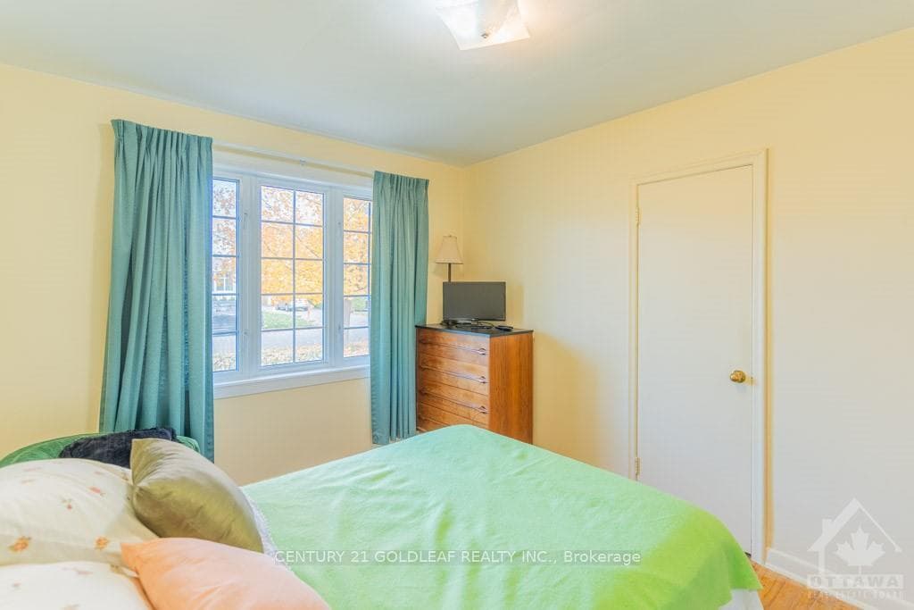 730 HAMLET Road photo 18