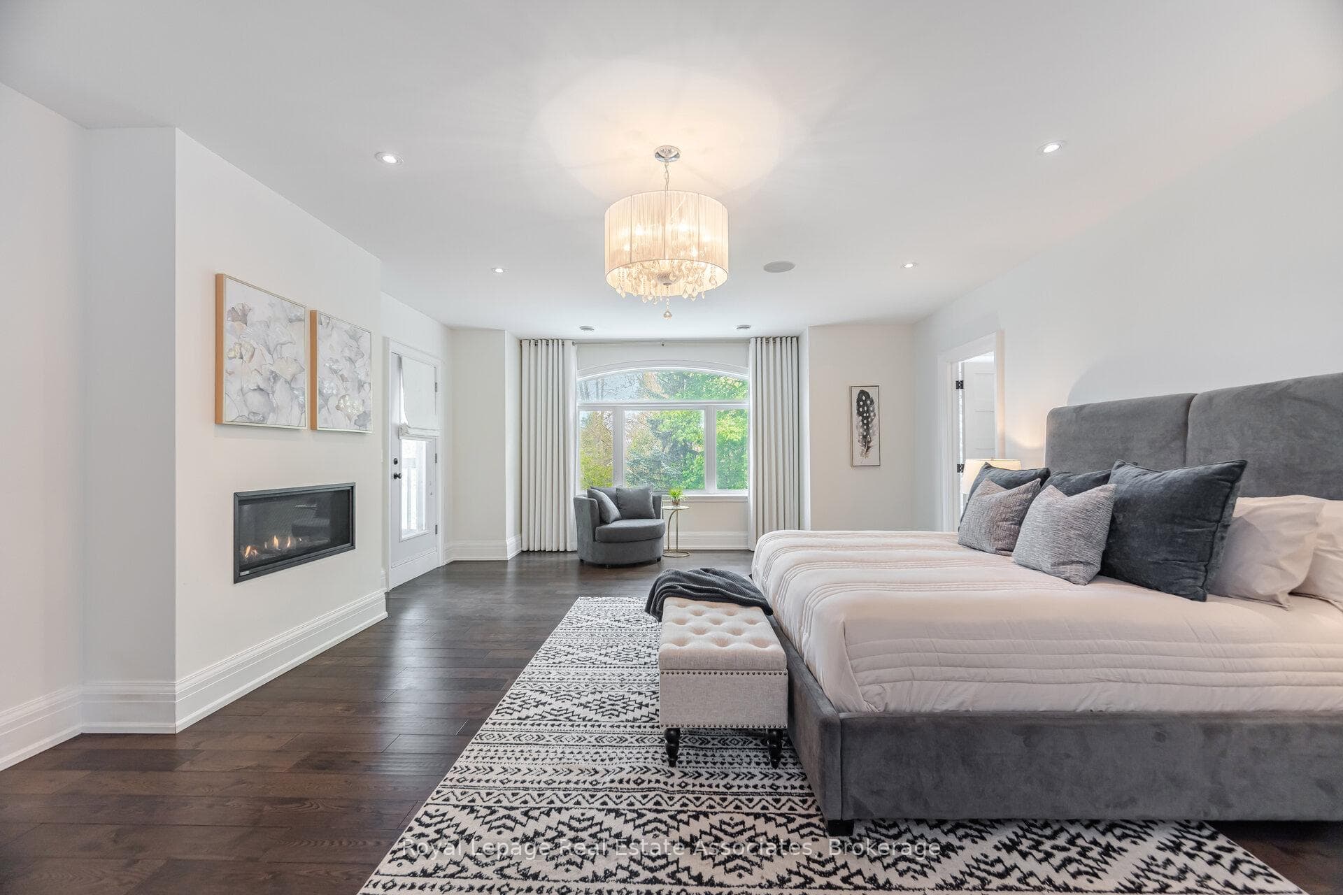 Luxurious primary bedroom