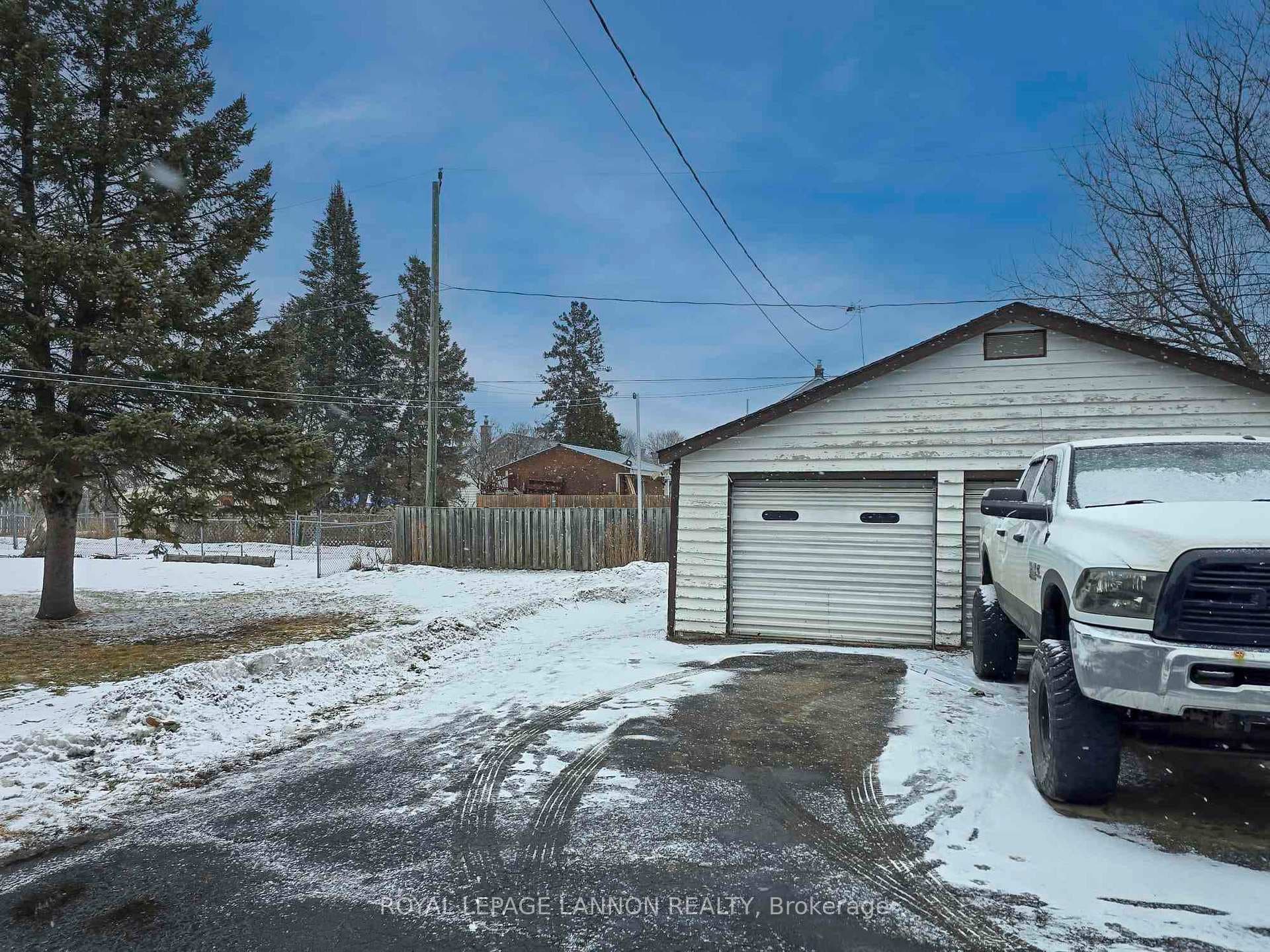 1328 Mountdale Avenue photo 46
