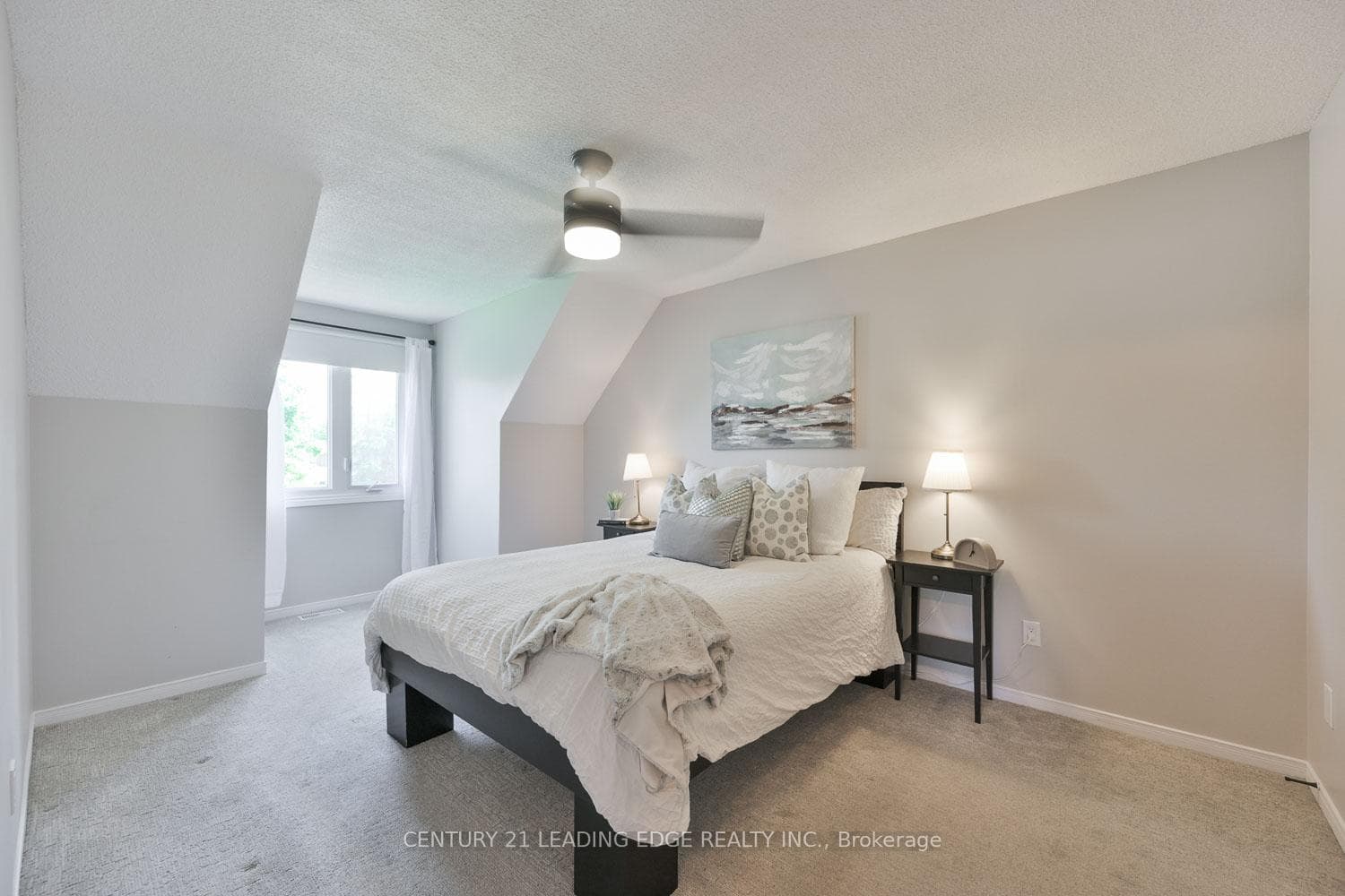 30 McGuire Crescent photo 28