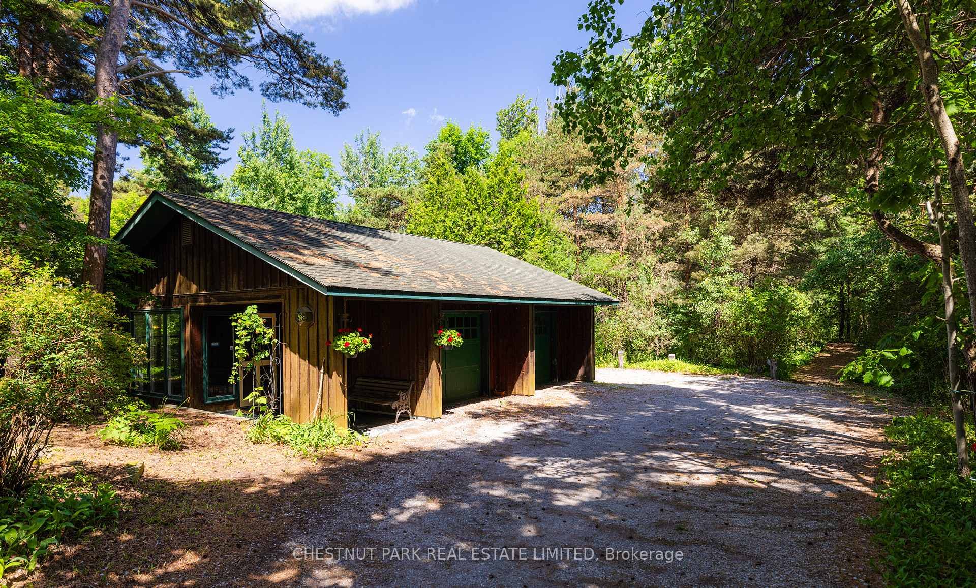 90 Ridge Road photo 1