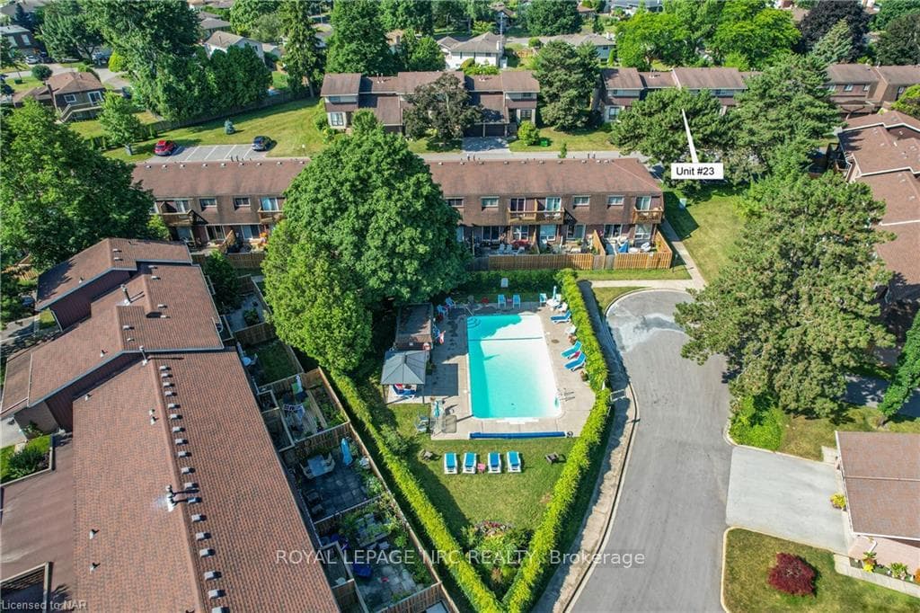 122 LAKESHORE Road Unit 23 photo 6