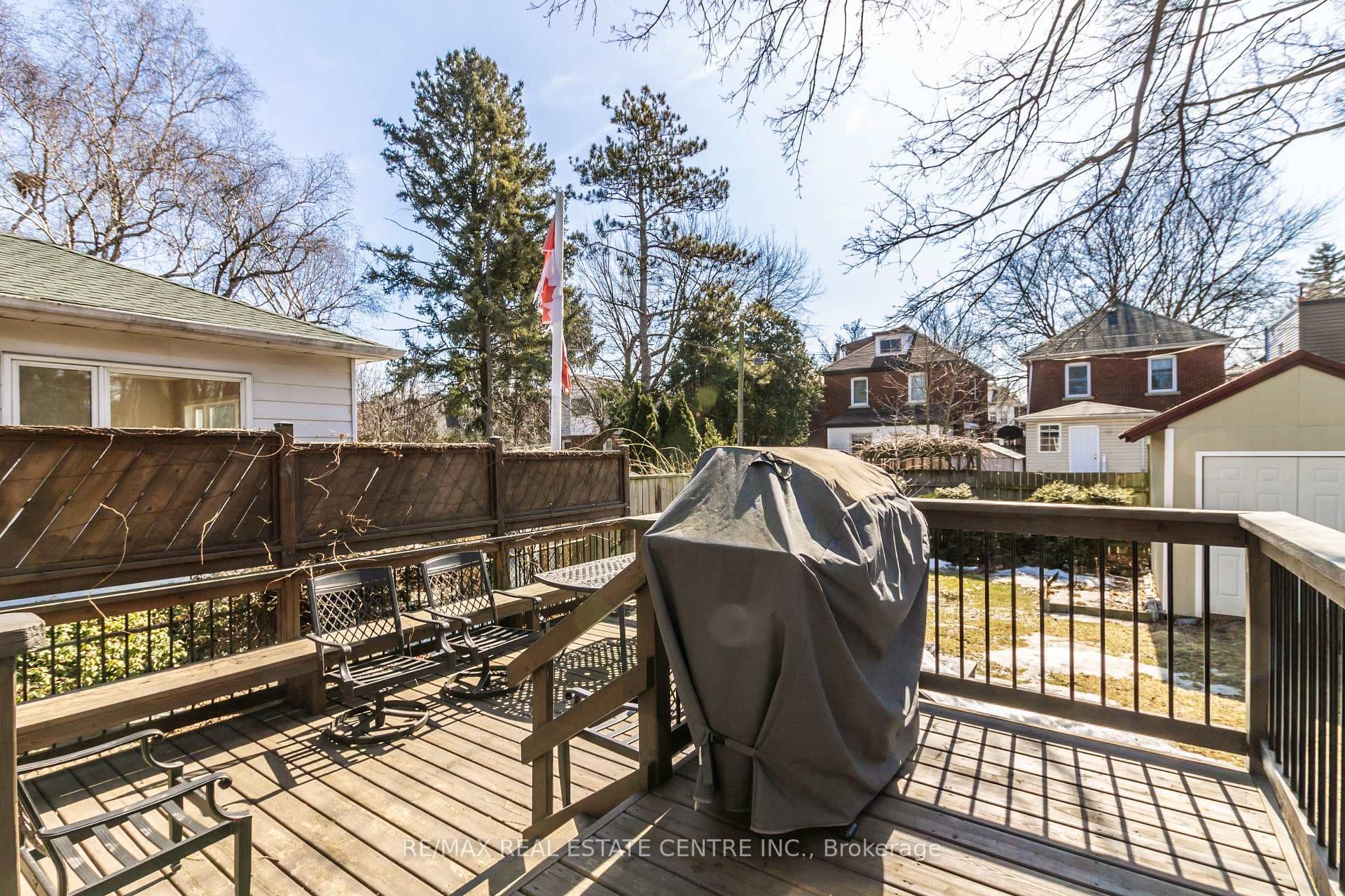 139 Barclay Street photo 32