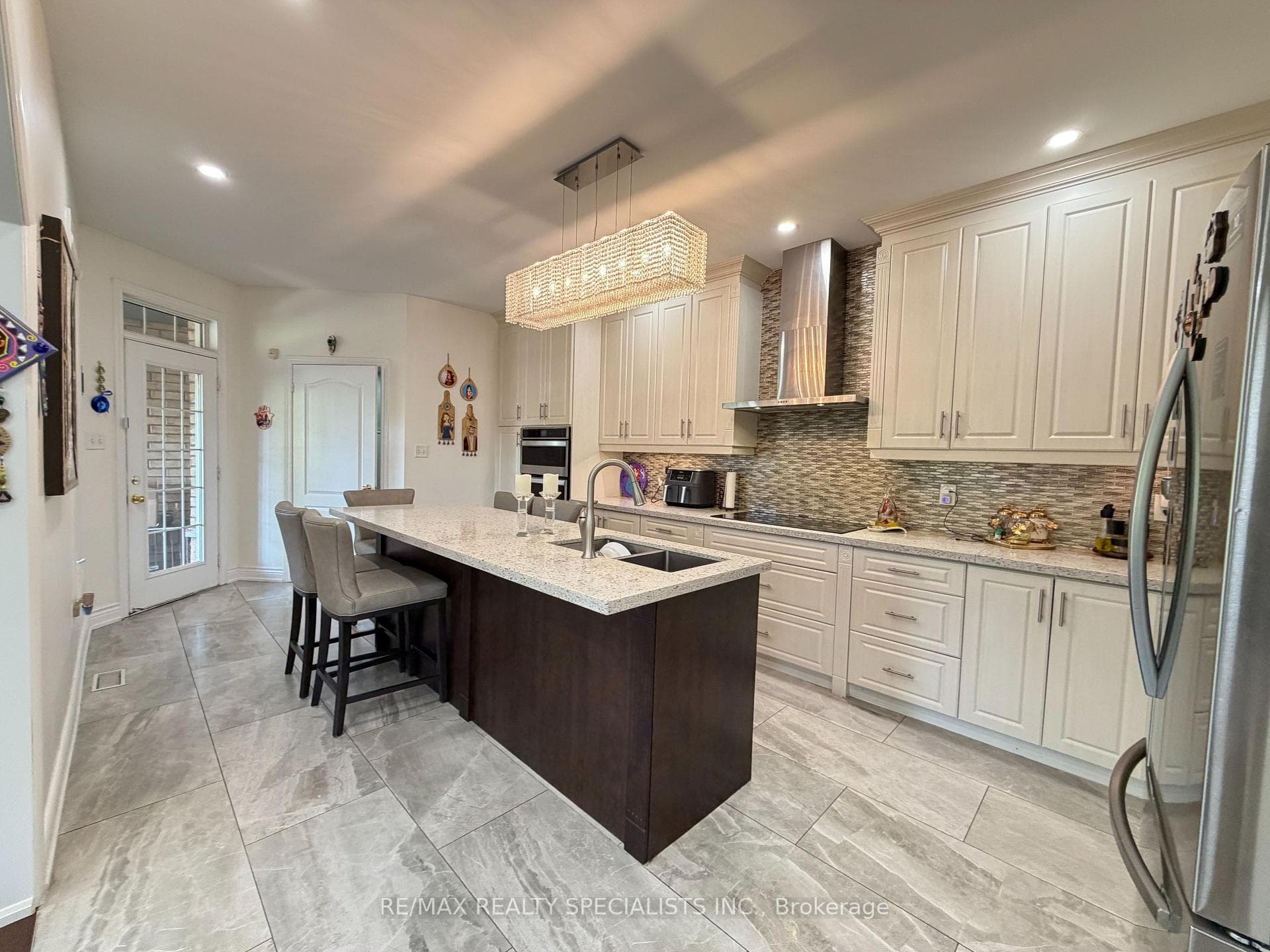 214 Mccready Drive photo 13