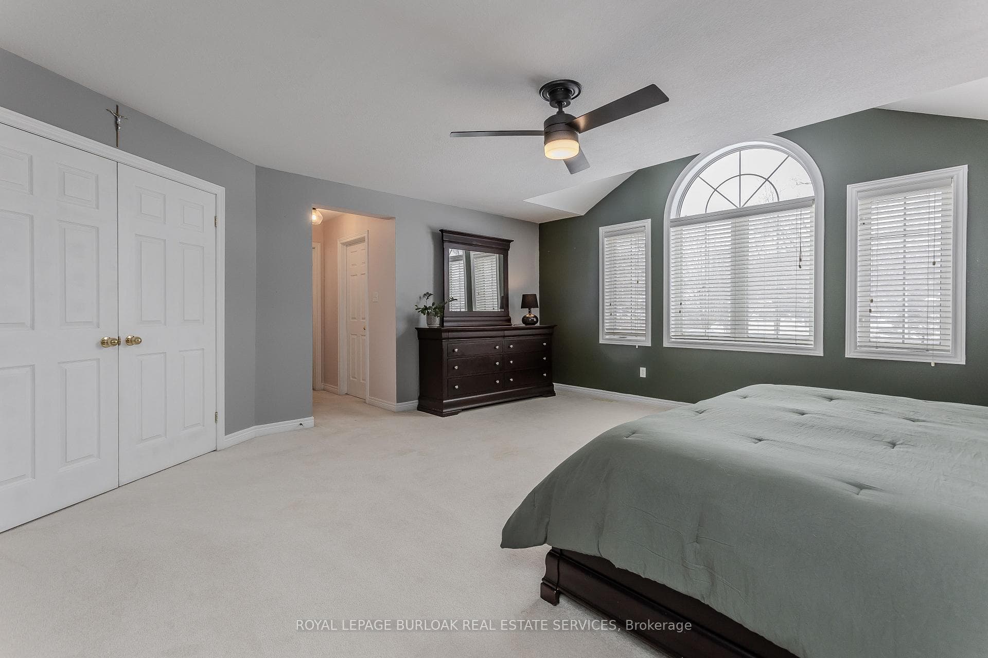 2055 Mountain Grove Avenue photo 20