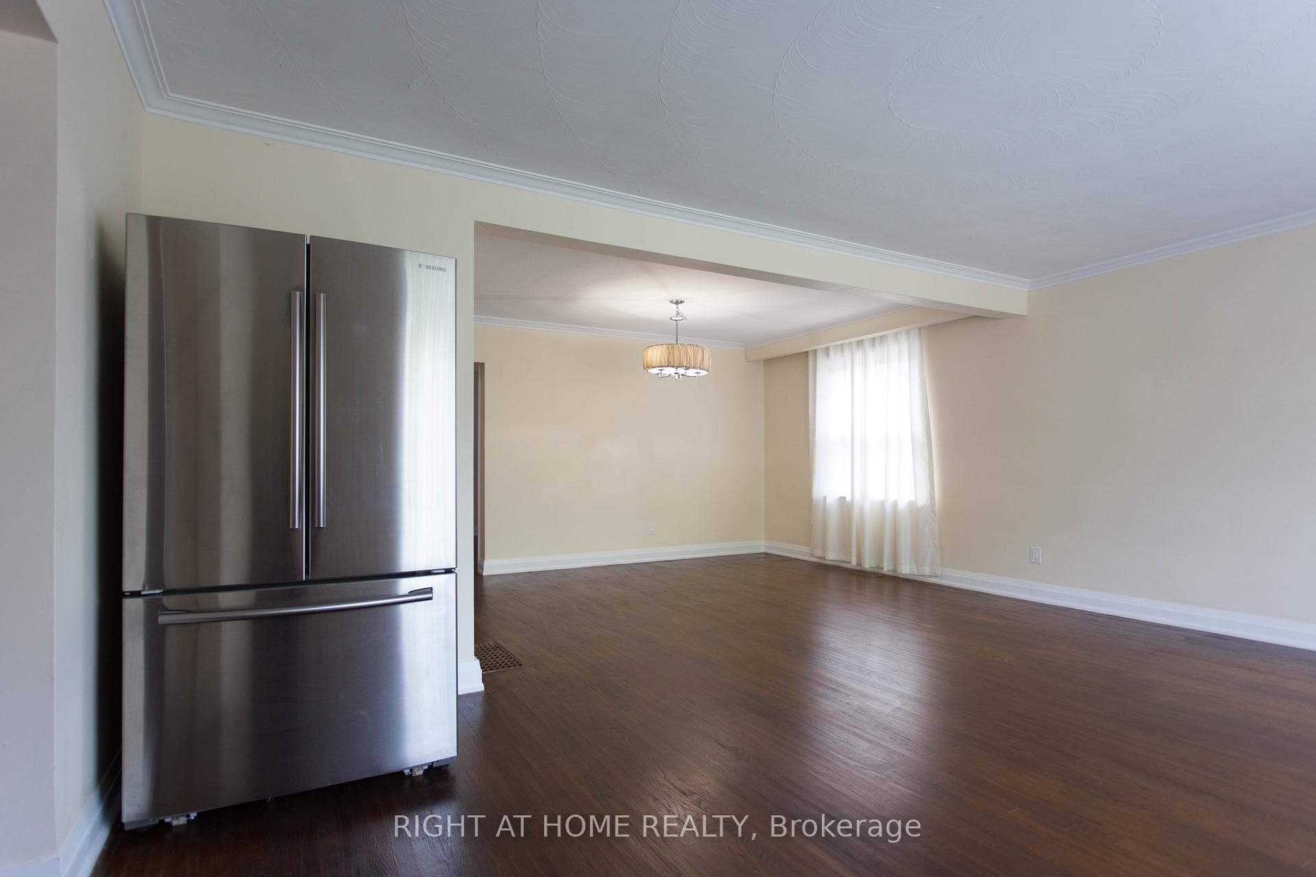 30 Northampton Drive photo 3
