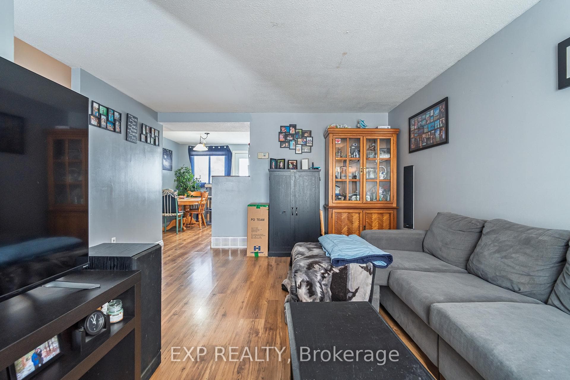 1281 Bethamy Lane photo 6