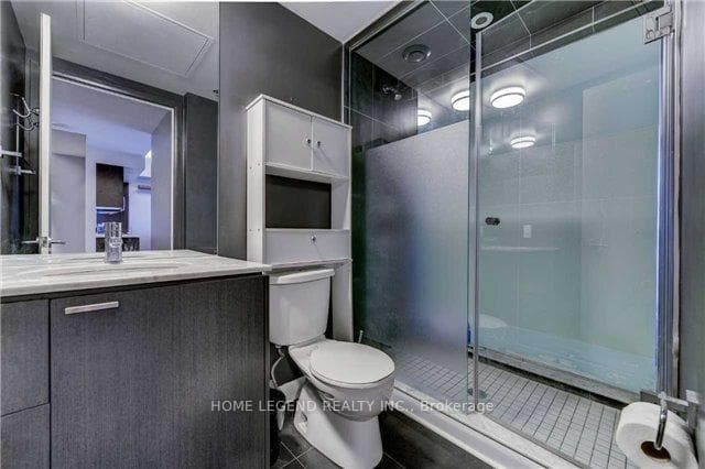 375 King Street Unit 2105 photo 9