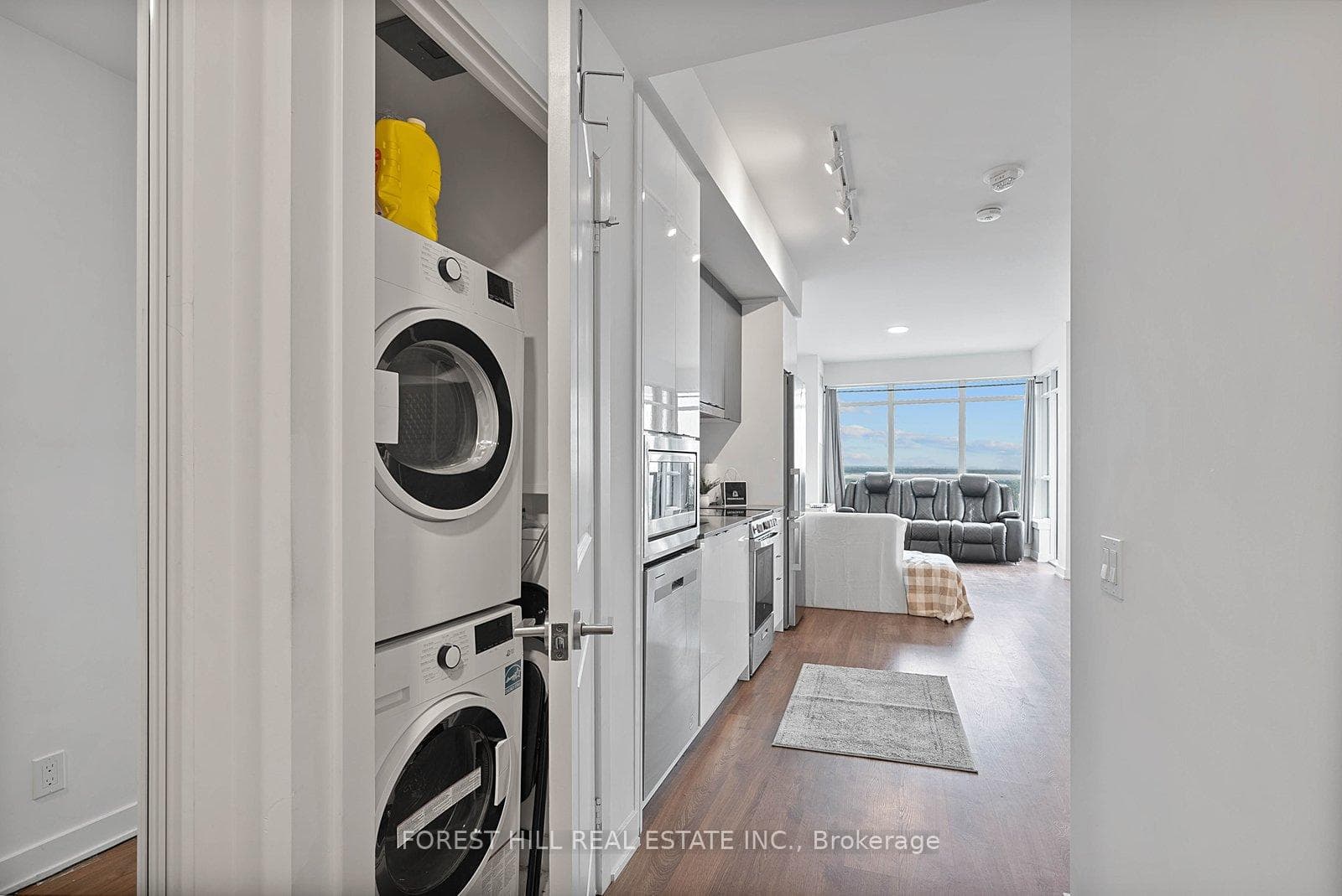 50 Upper Mall Way Unit 2311 photo 32