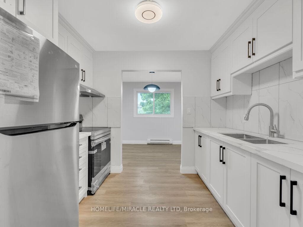 32 Marlboro Court photo 15