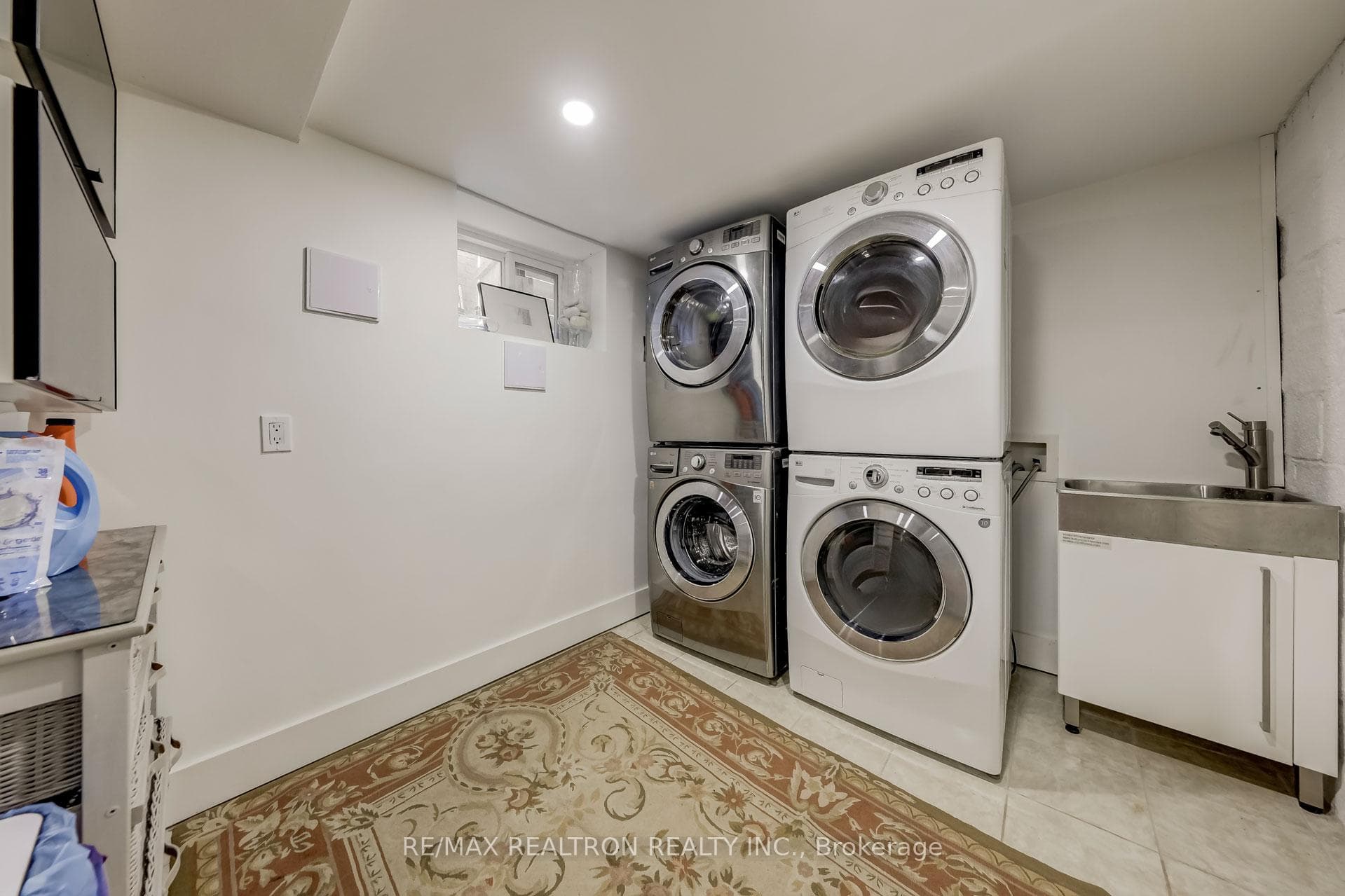 880 Avenue Road photo 29