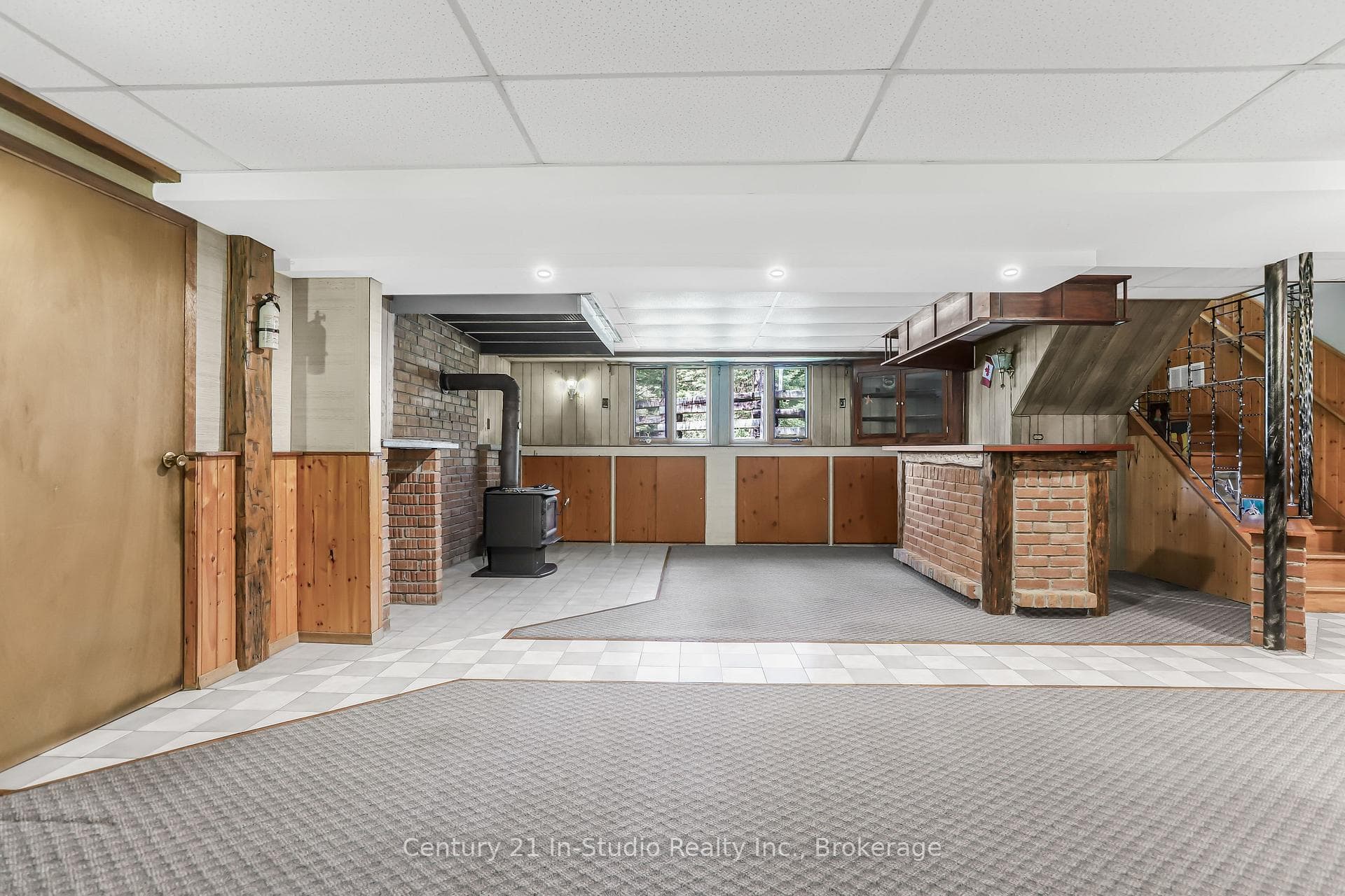 212 Canrobert Street photo 39