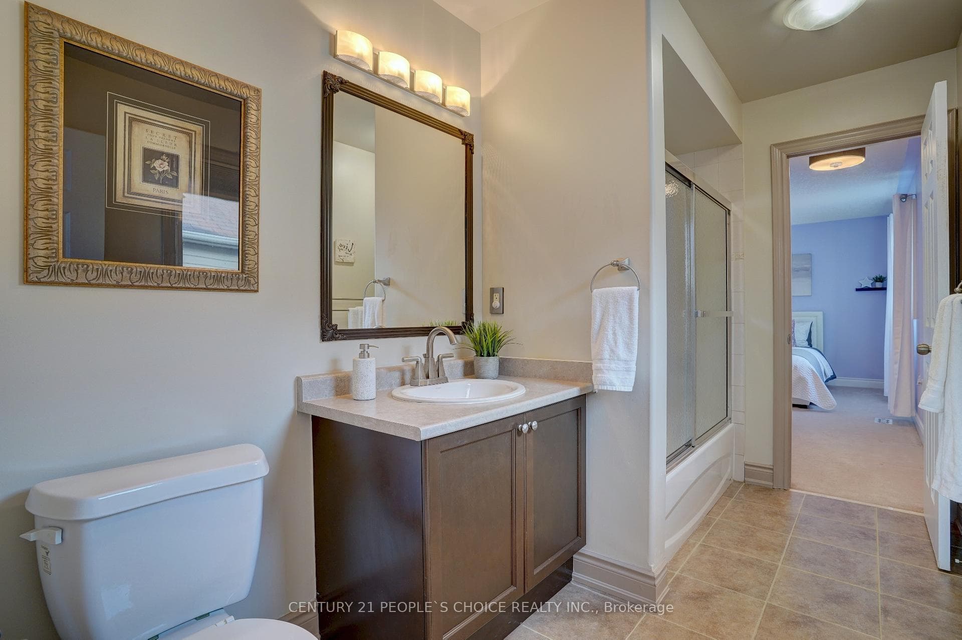 119 Laprade Square photo 30