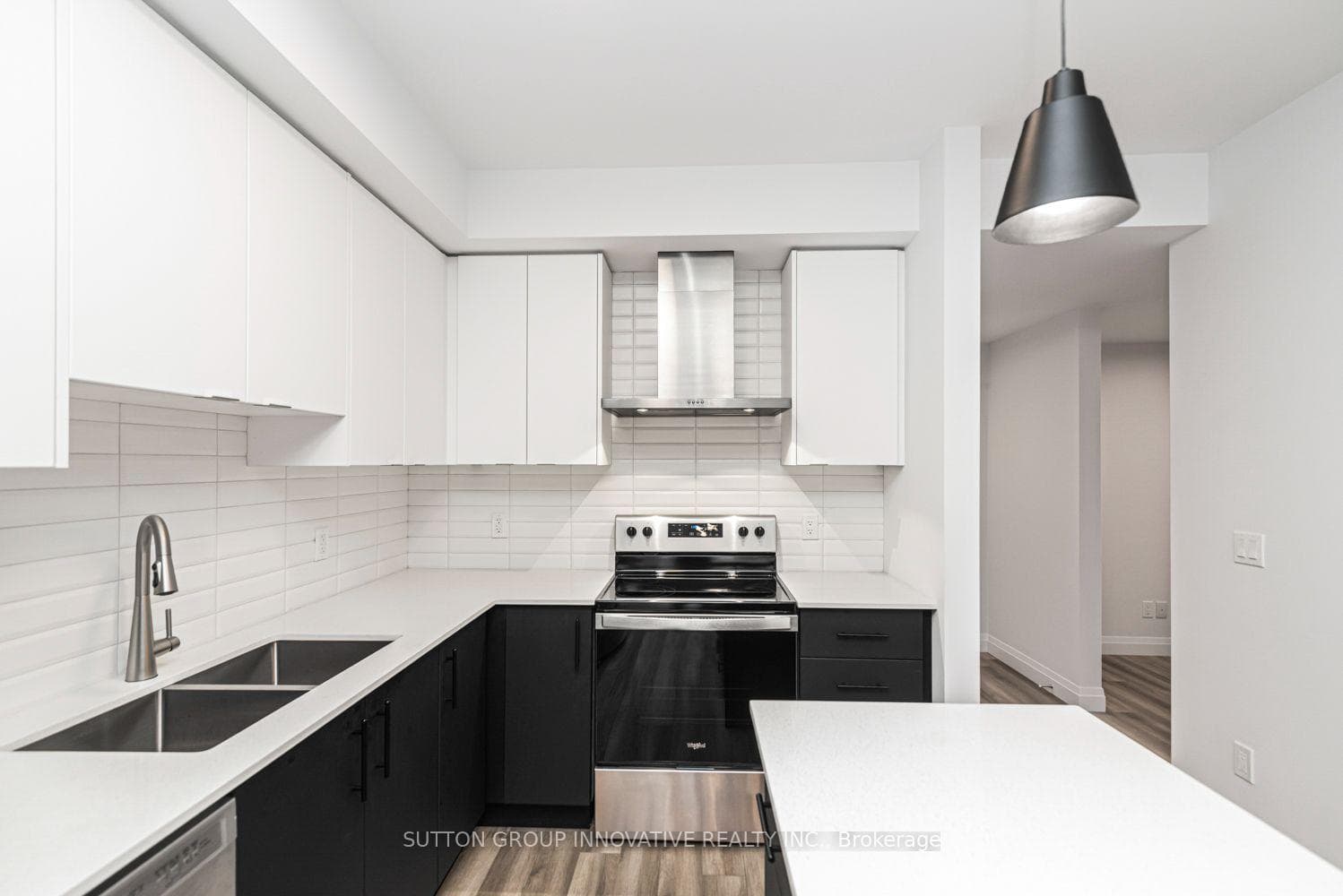 153 Wilson Street Unit 105 photo 18