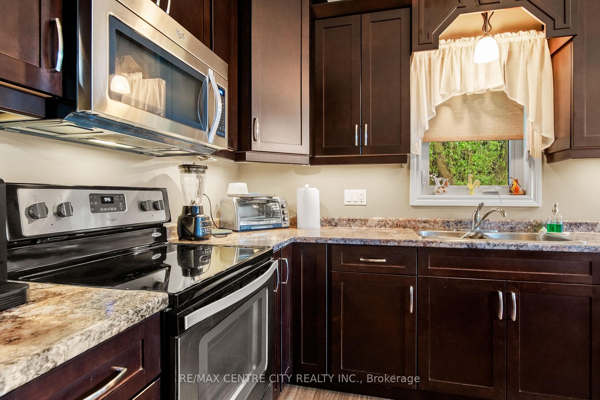 1 Vineden Drive Unit 12 photo 15