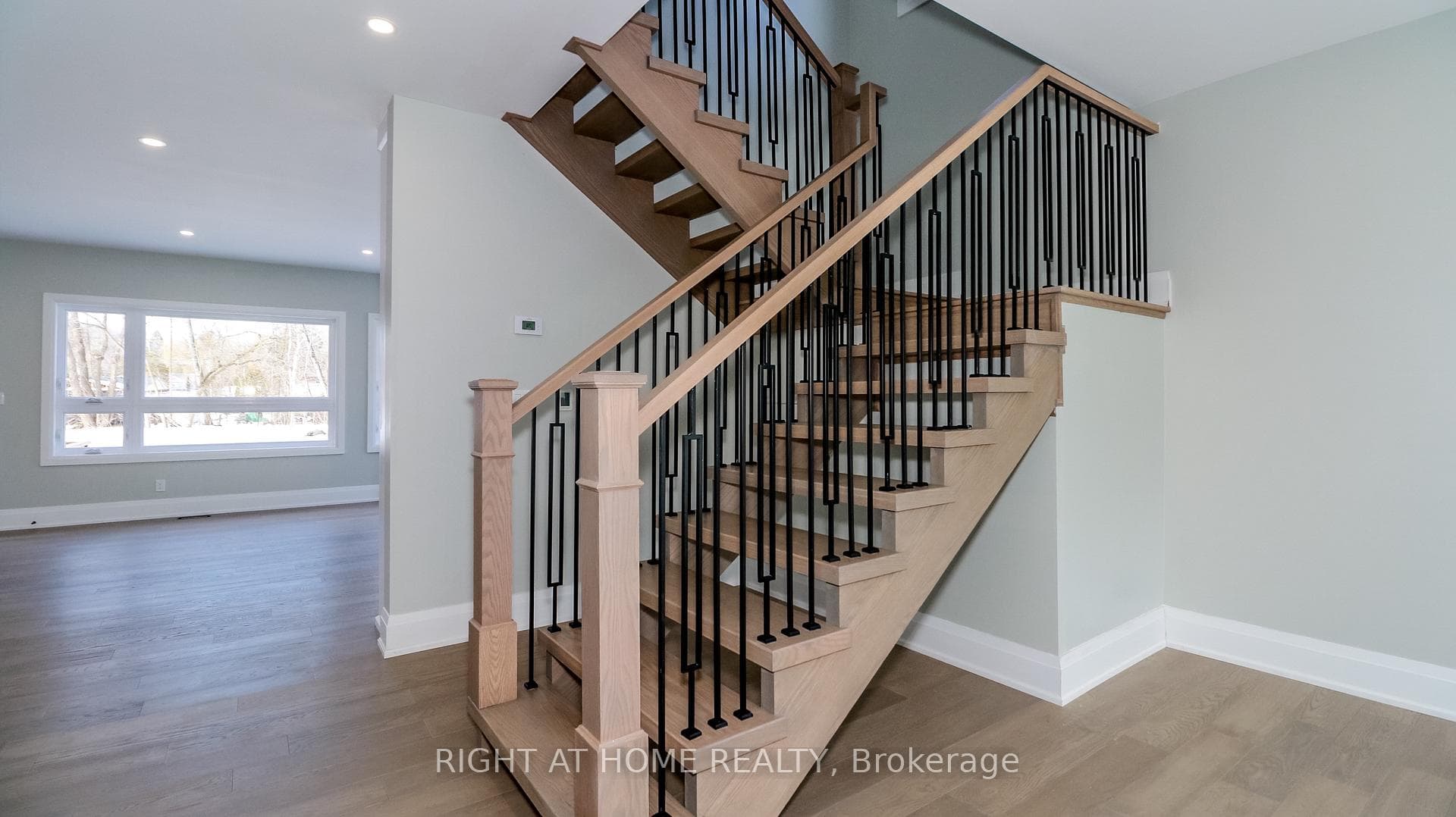 1012 Ferrier Avenue photo 8