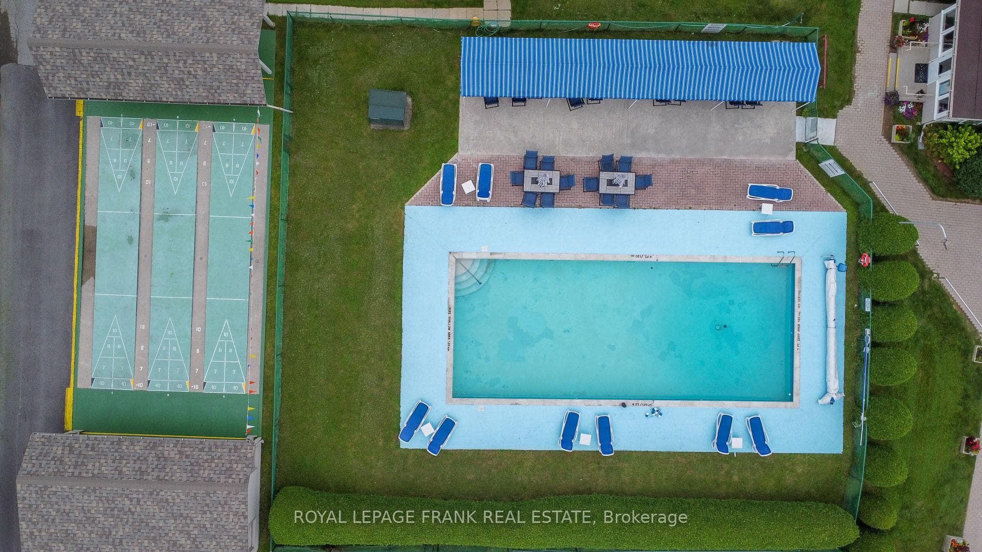 Club House Pool