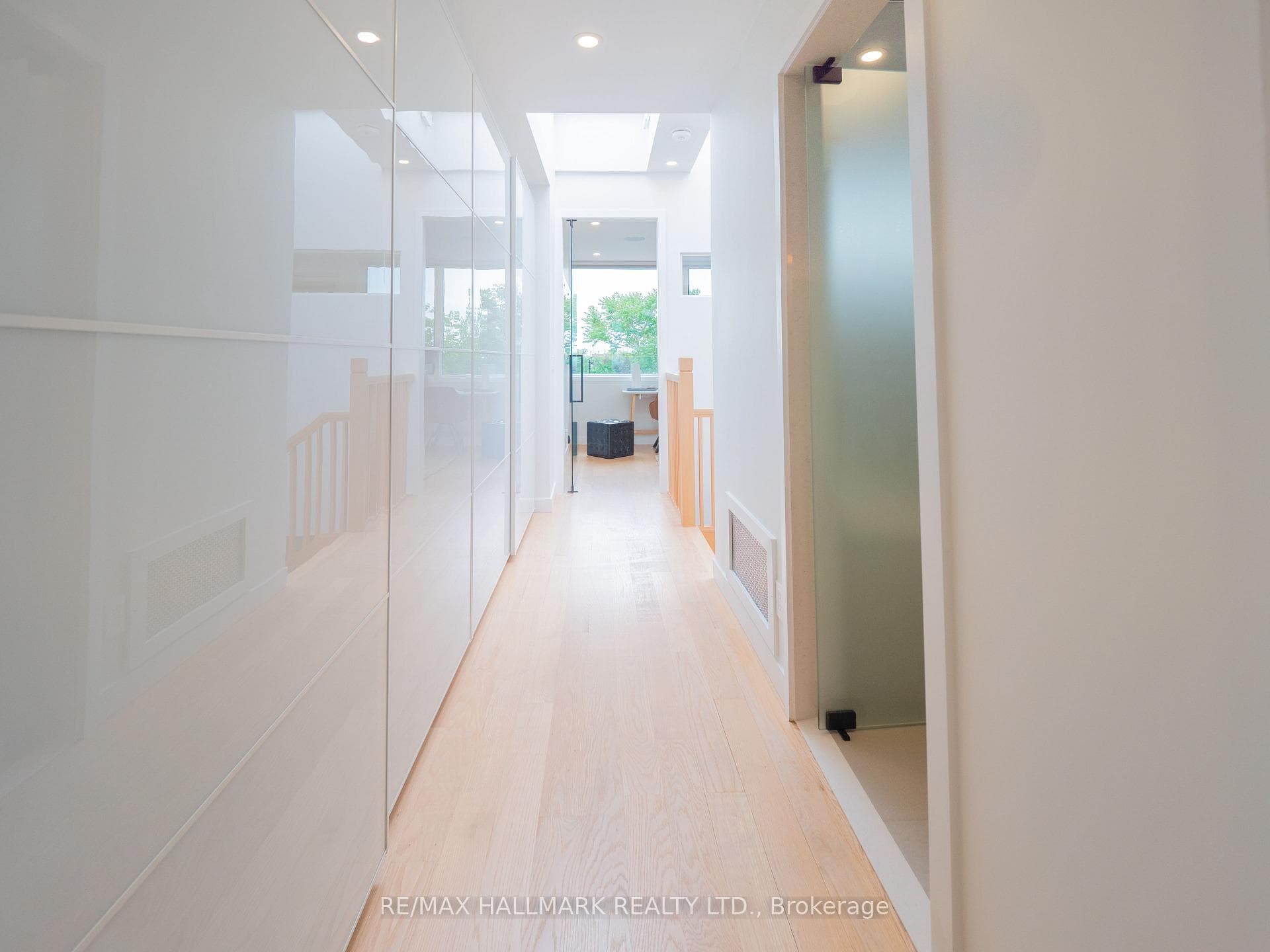 47 Dingwall Avenue photo 18