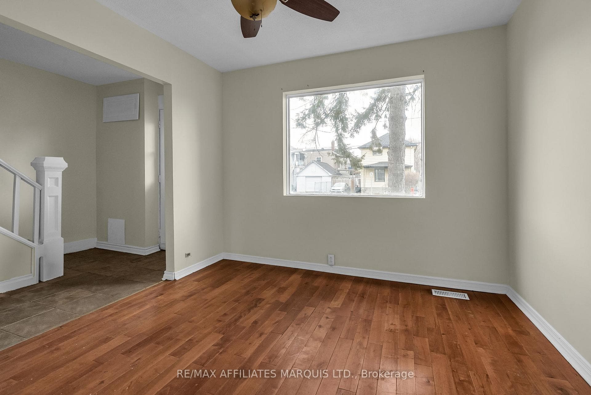 226 Guy Street photo 3