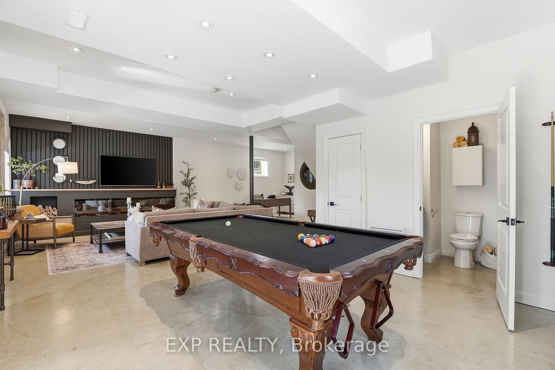 7 Brenner Court photo 36