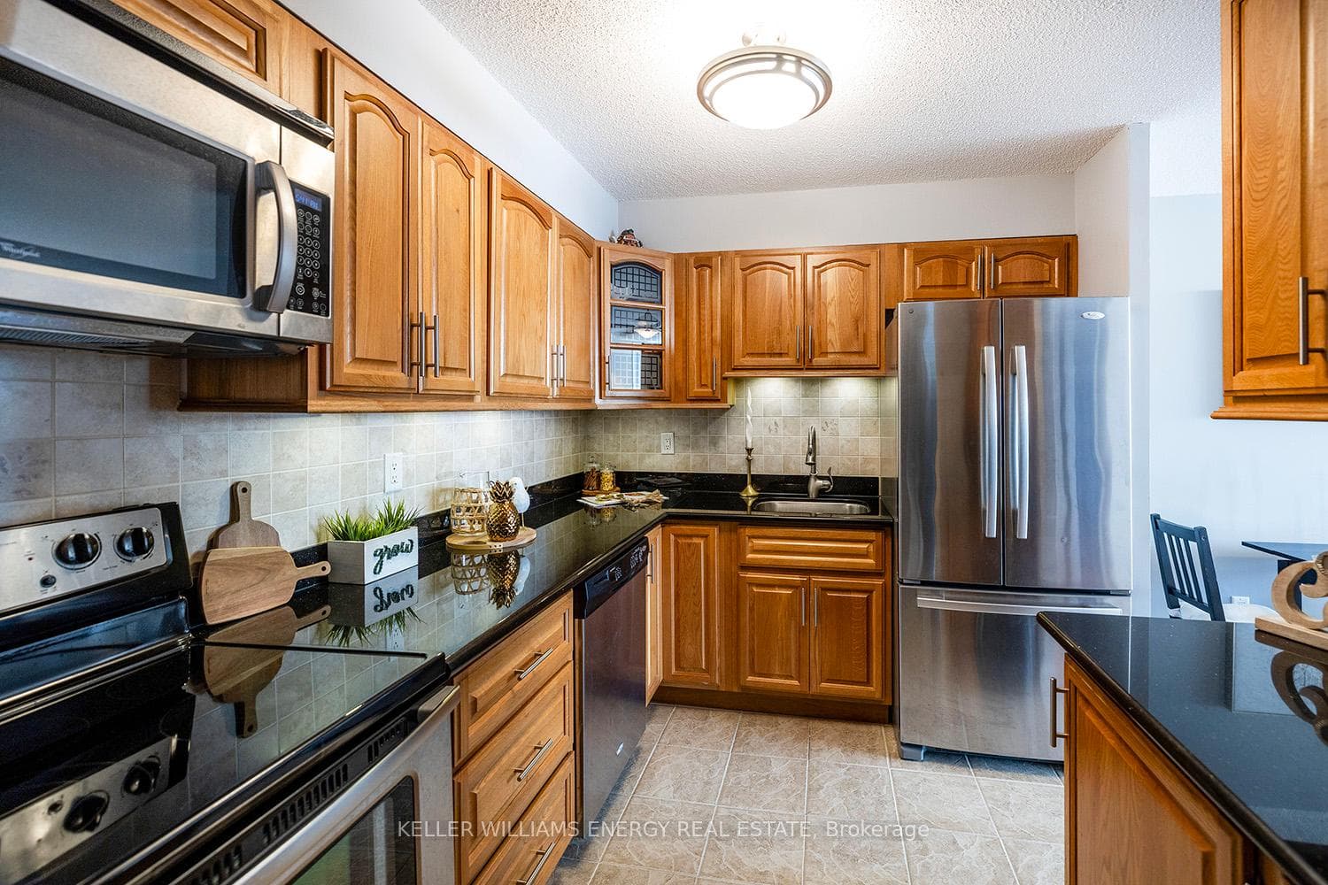 Granite Counters/Back Splash
