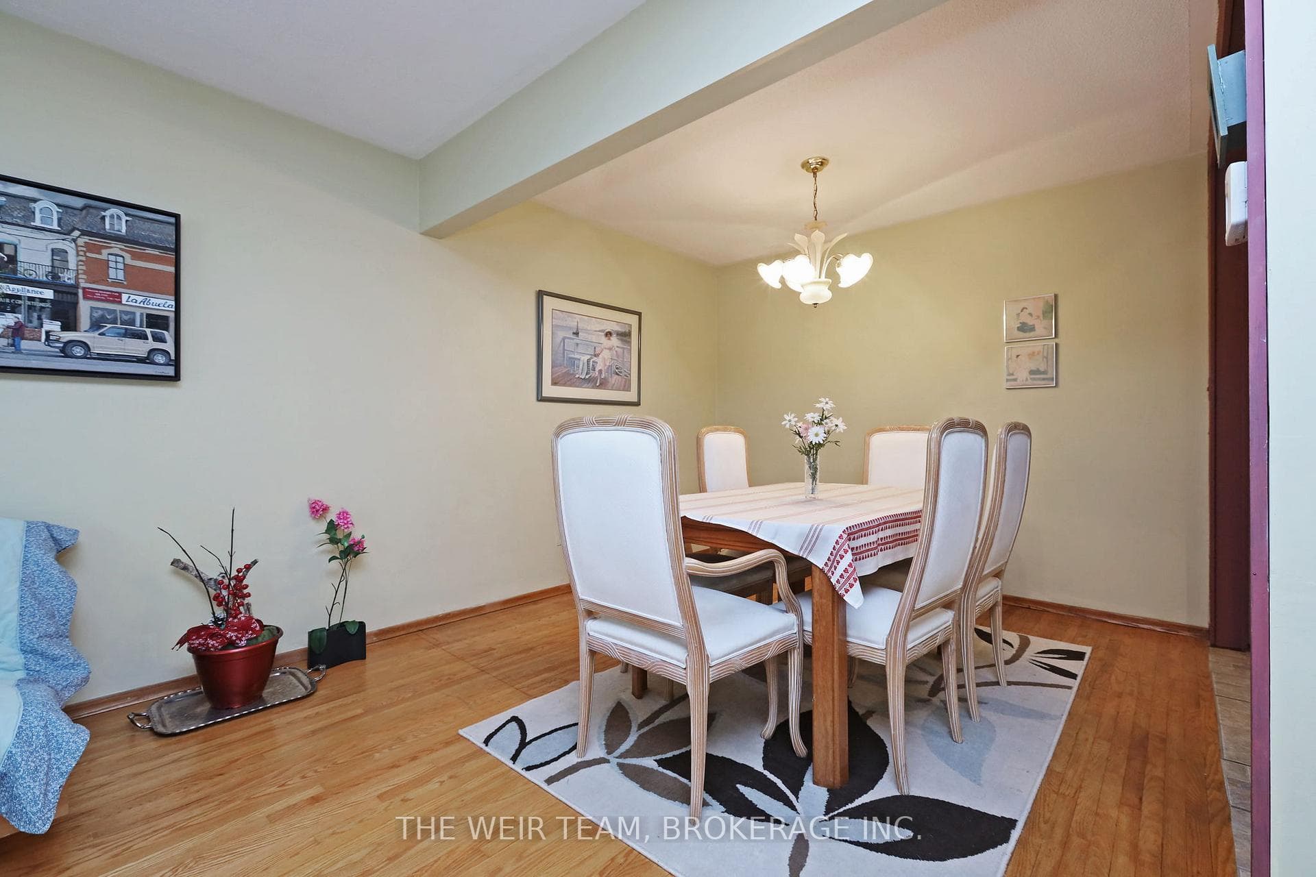1577 Otterby Road photo 7