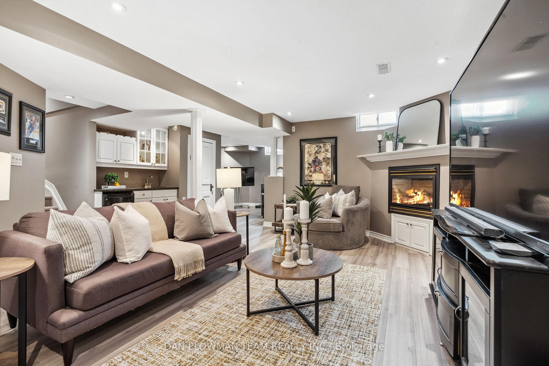 67 Sandford Crescent photo 25