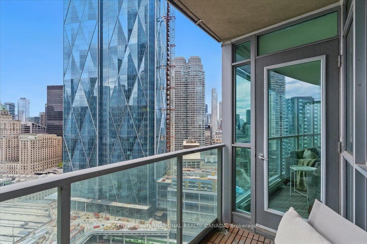 18 yonge Street Unit 2903 photo 28