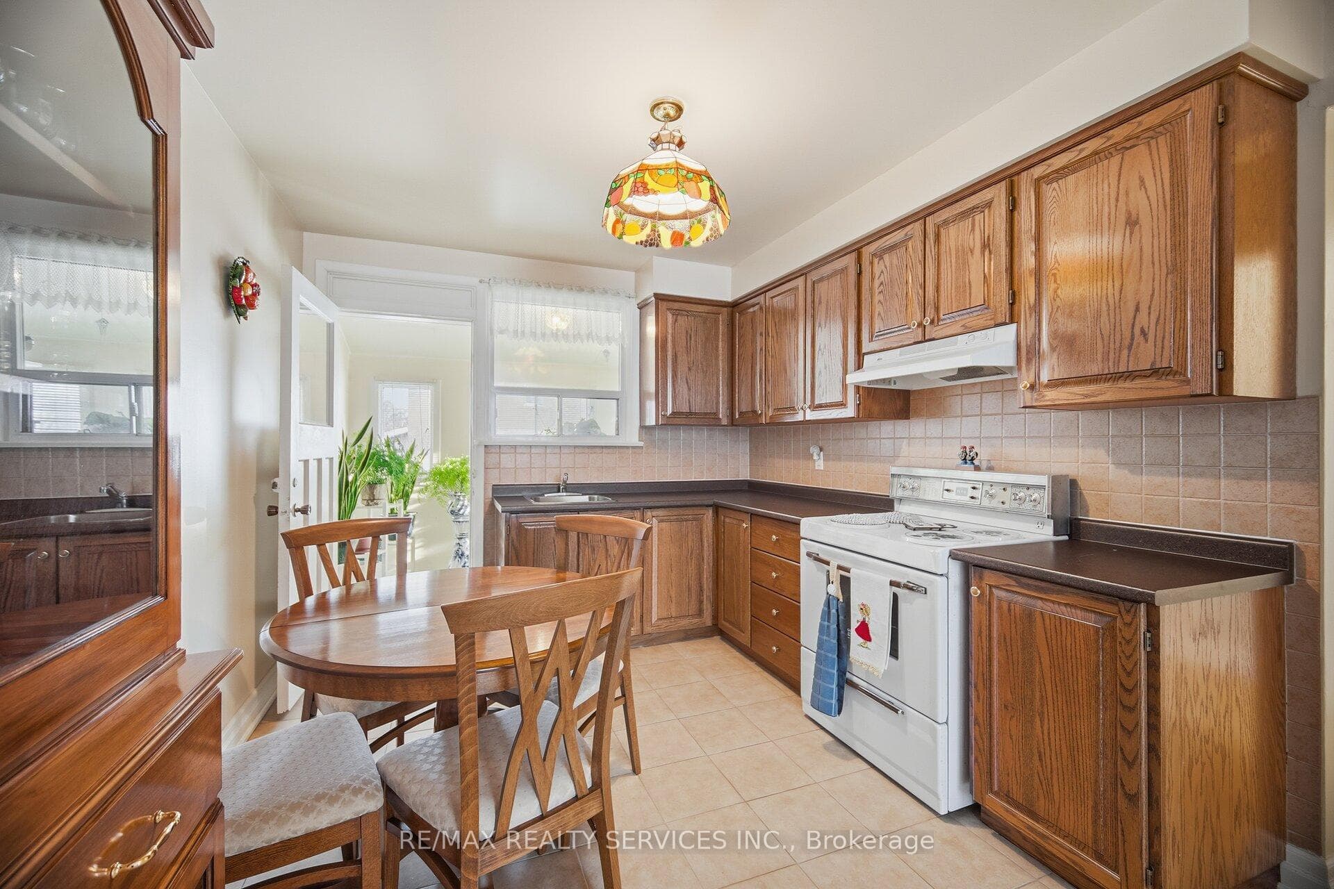 183 Vodden Street photo 14
