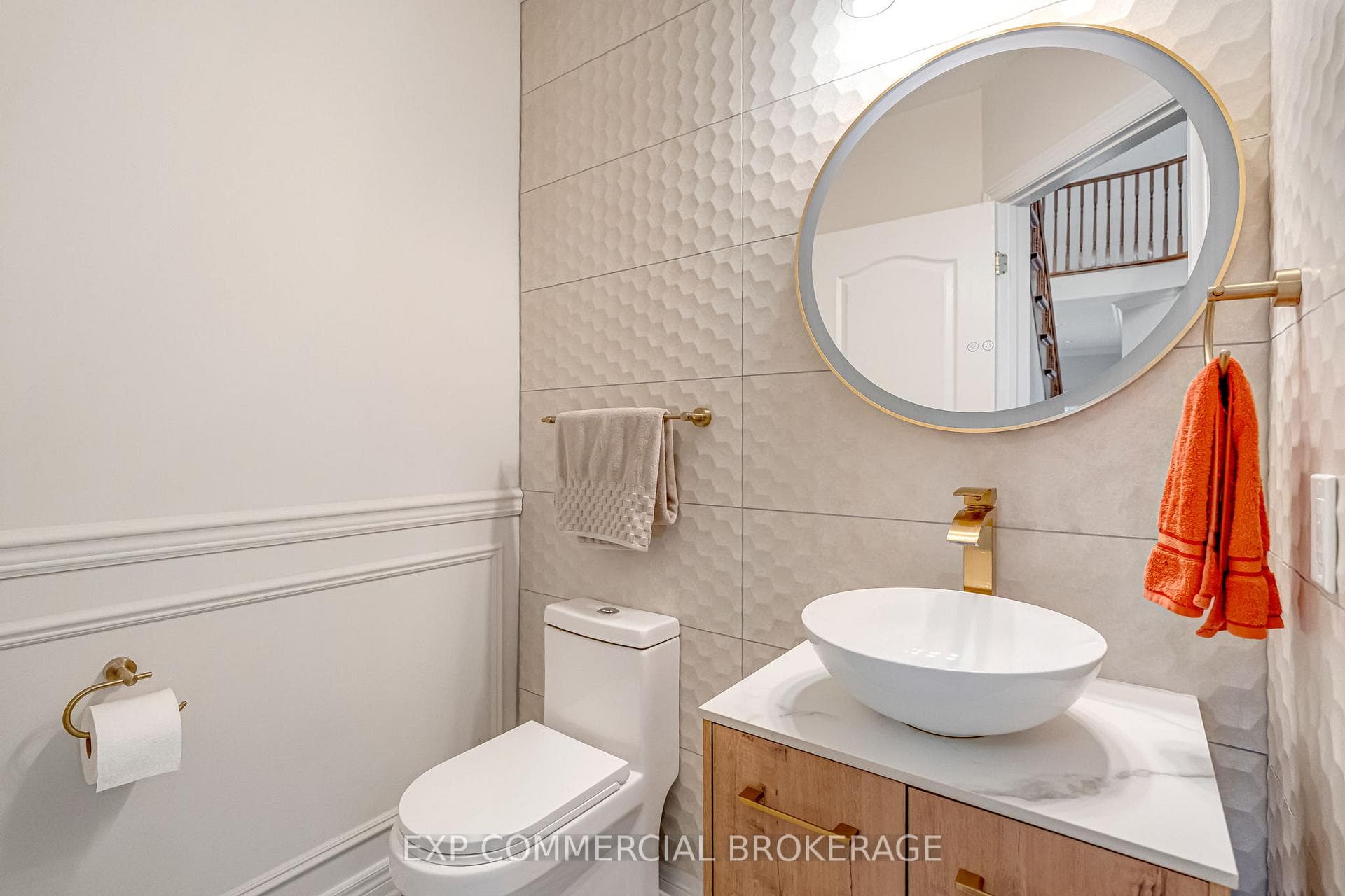 2264 Highcroft Road photo 22