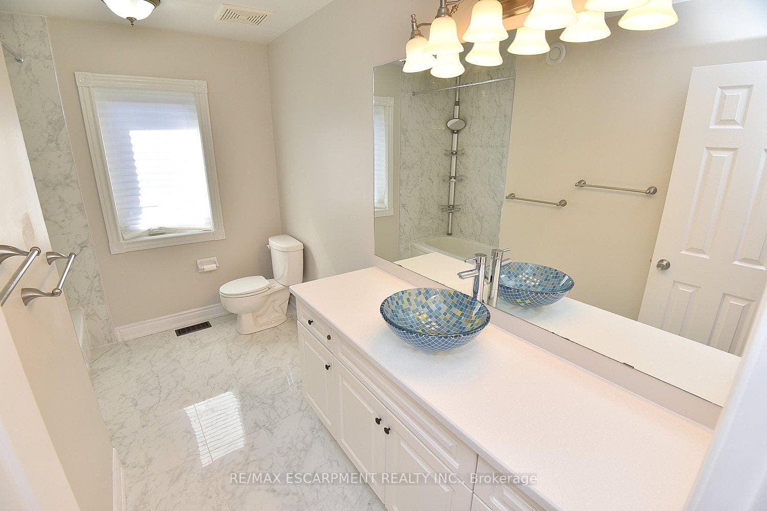 4358 Latimer Crescent photo 28