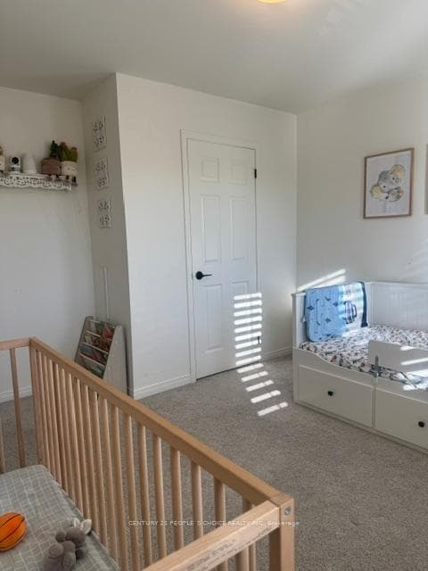 33 Mansbridge Crescent photo 38