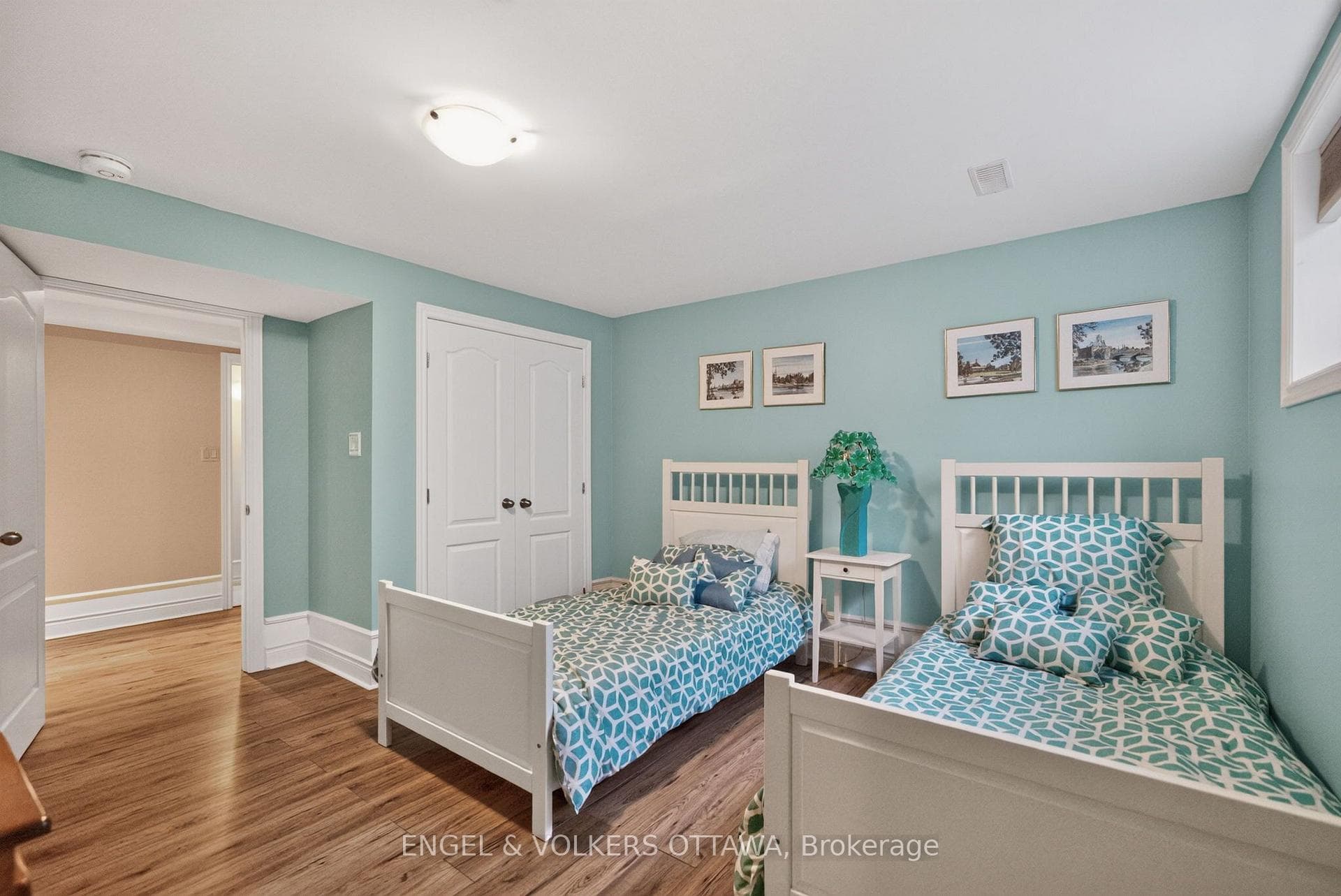 106 Equinelle Drive photo 27