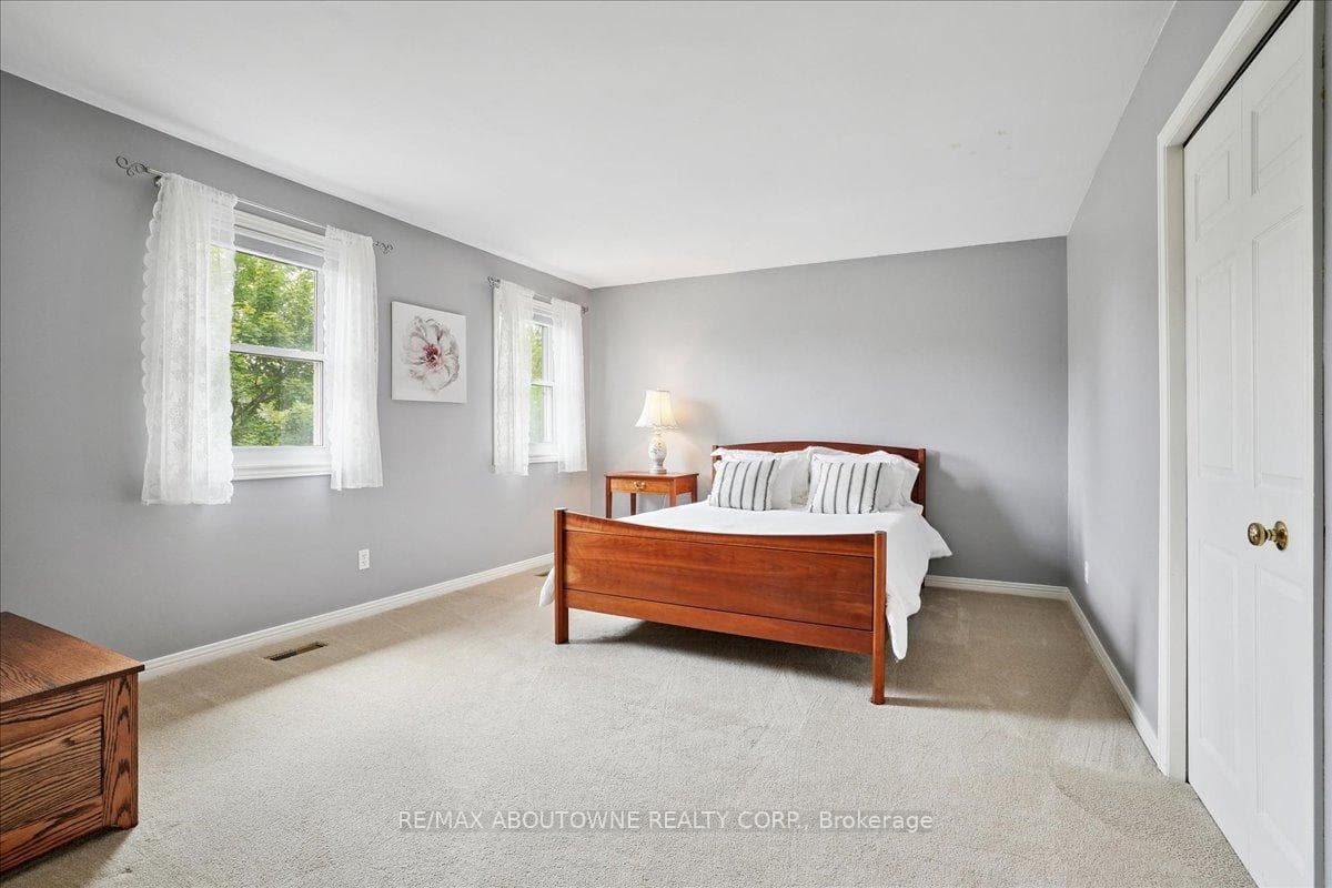 1309 Old Bridle Path photo 21