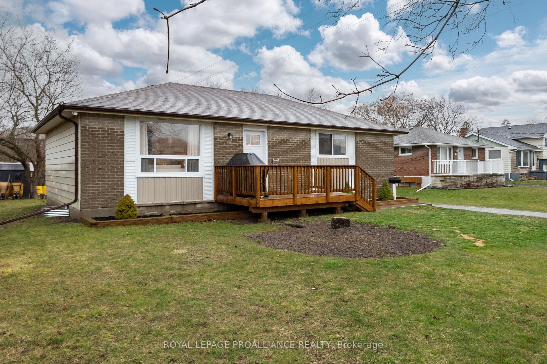 40 Marsh Drive photo 2