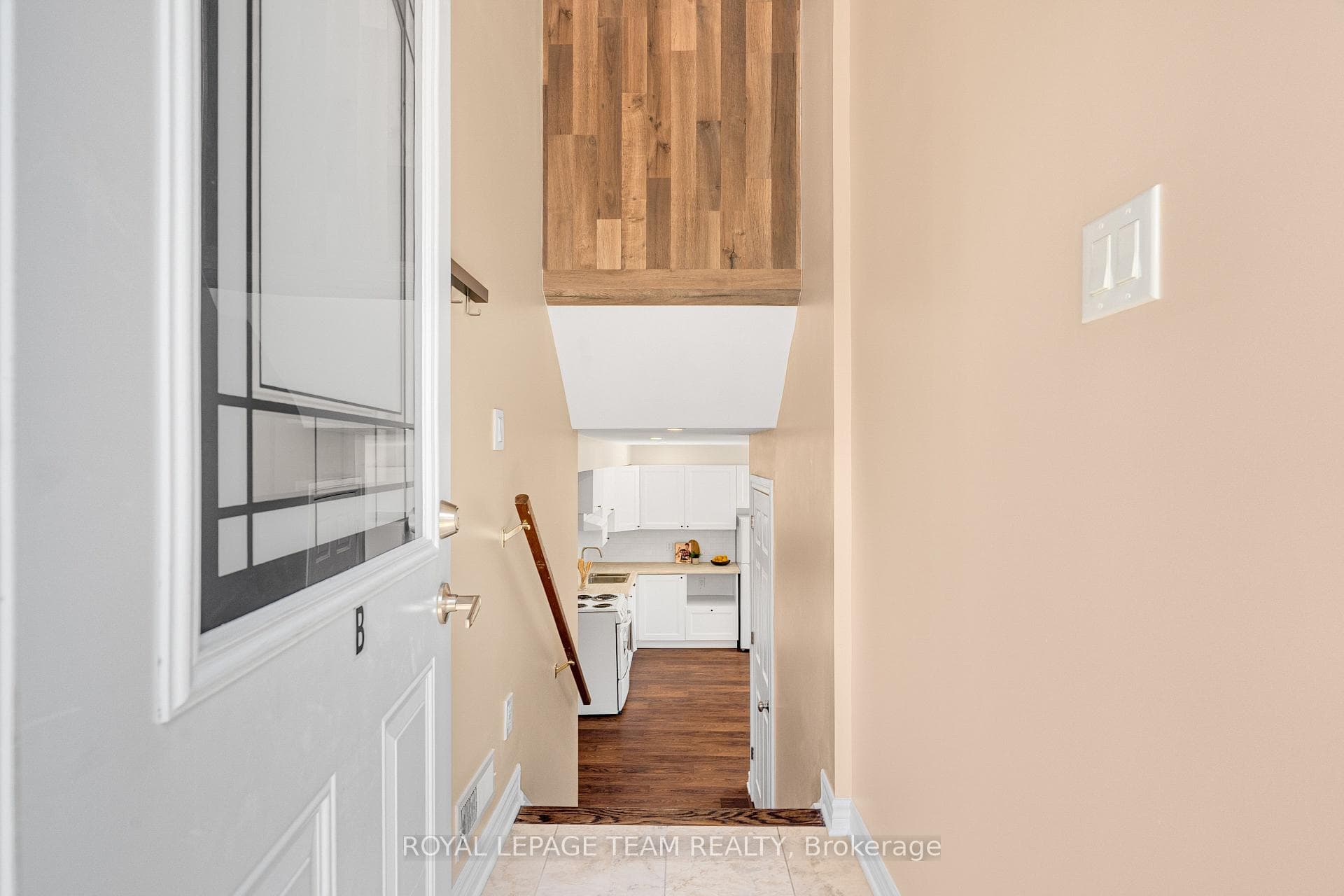 475 MELBOURNE Avenue photo 24